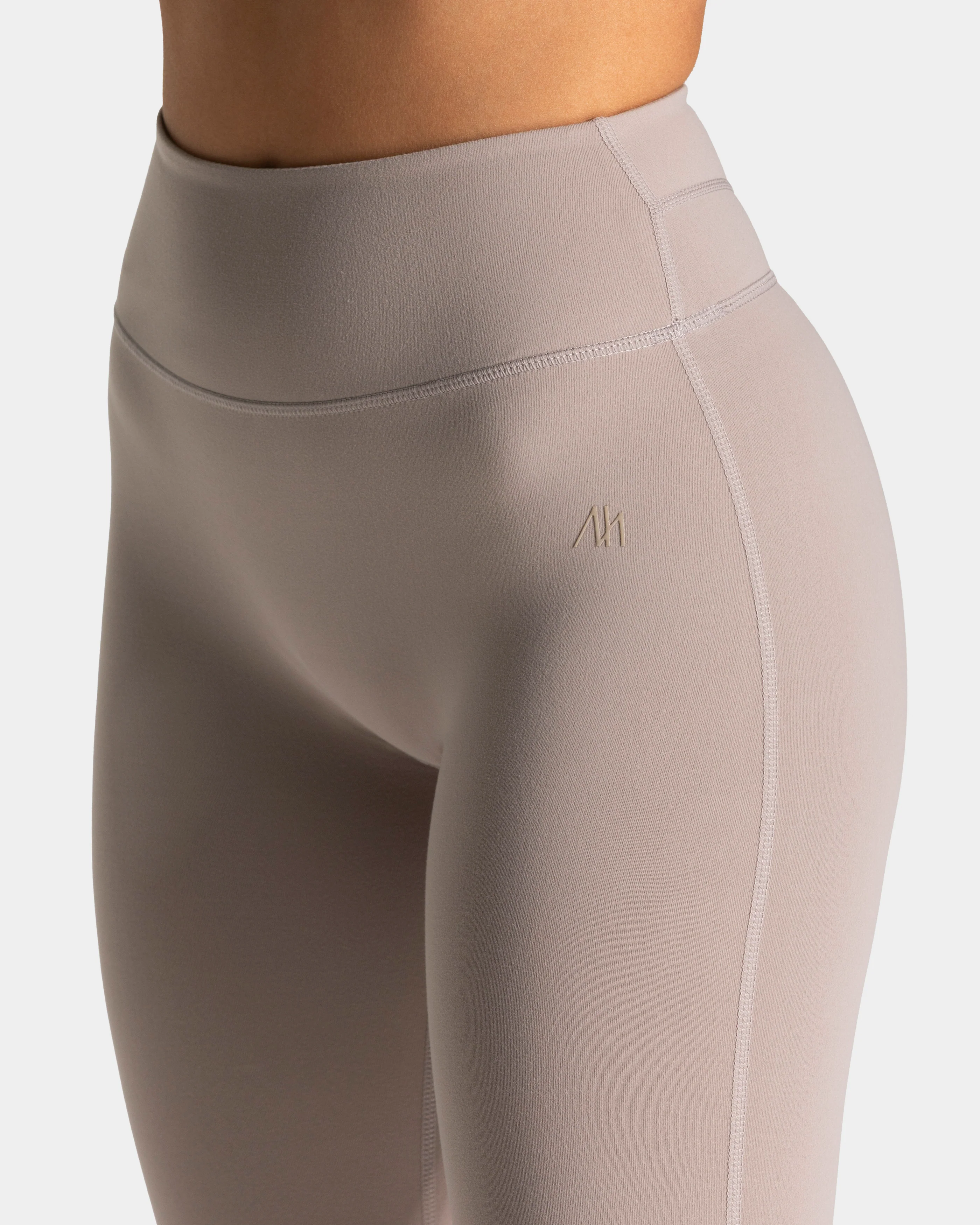 Luxmotion Sculpt Scrunch Leggings "Stone" - Image 4