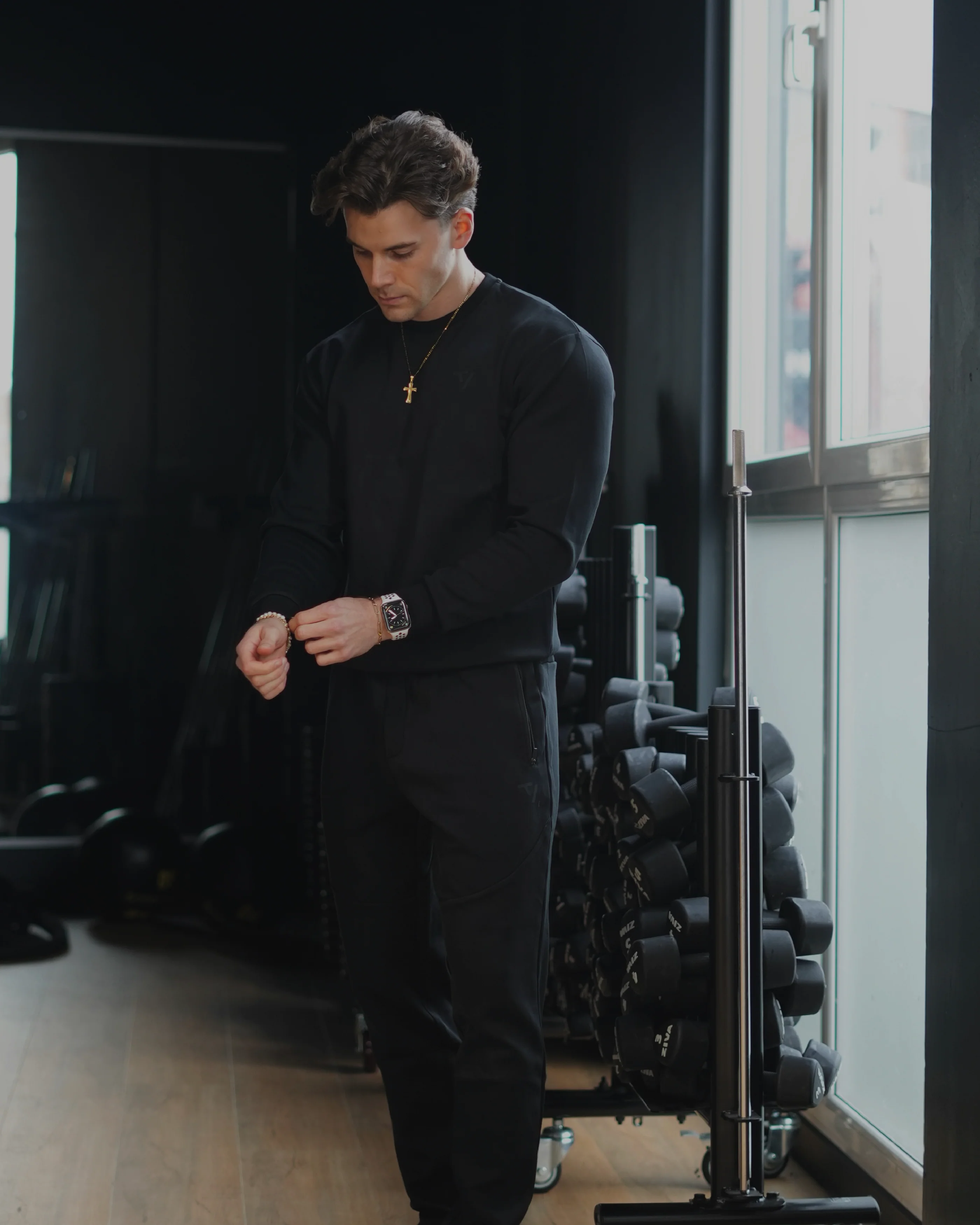 Prime Sweater "Schwarz" - Image 2