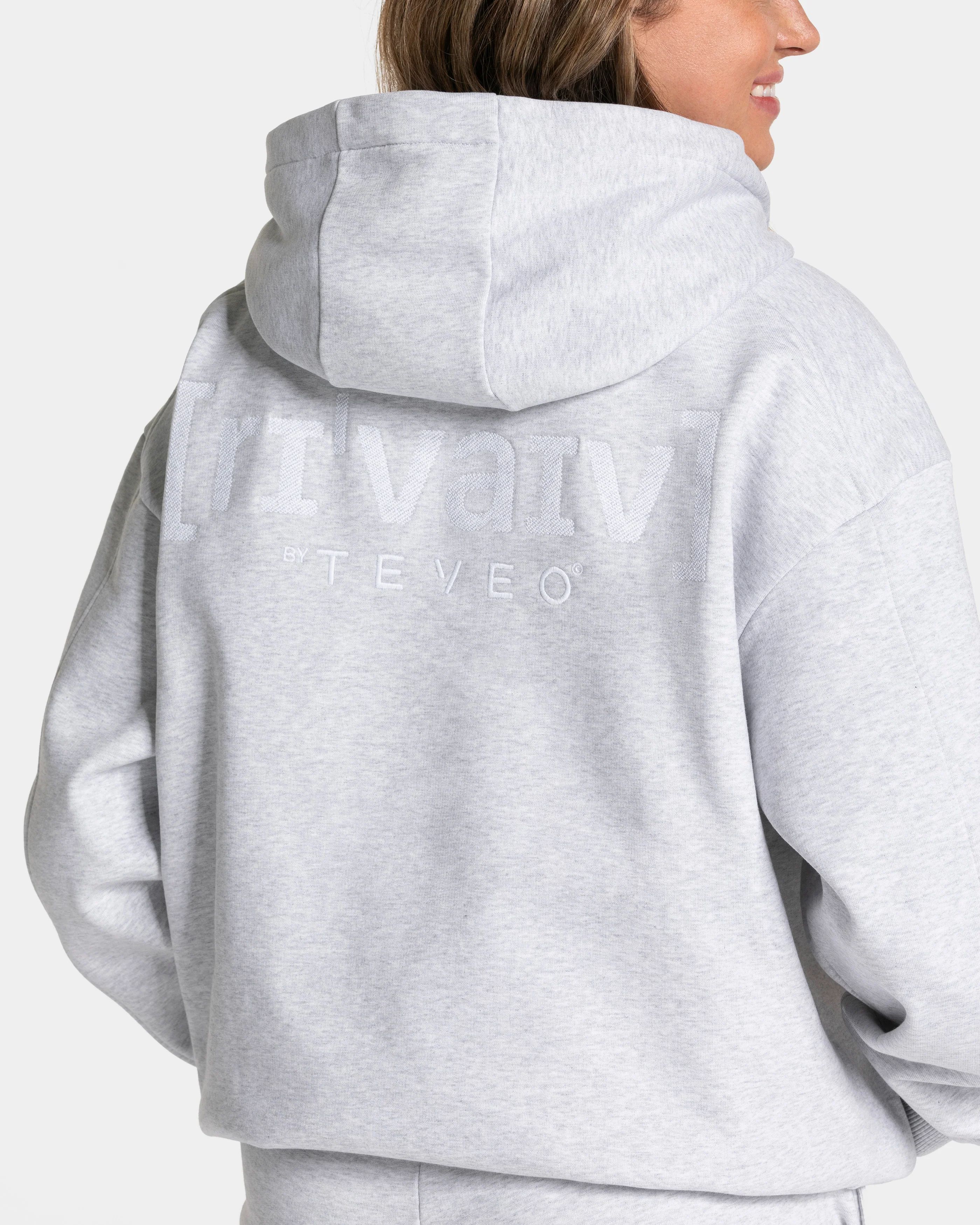 RI’VAIV Oversized Hoodie "Hellgrau" - Image 4
