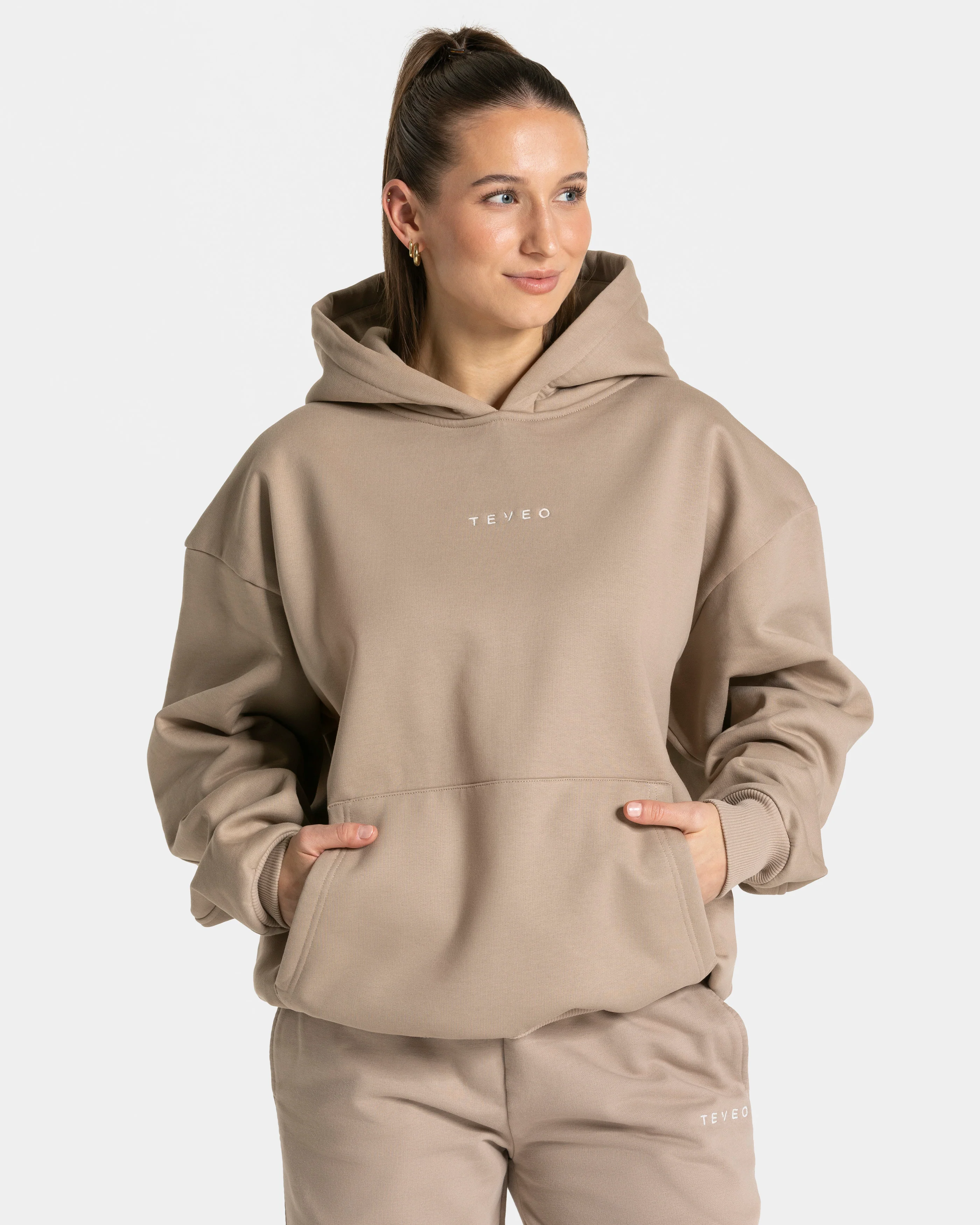 RI’VAIV Oversized Hoodie "Taupe" - Image 2