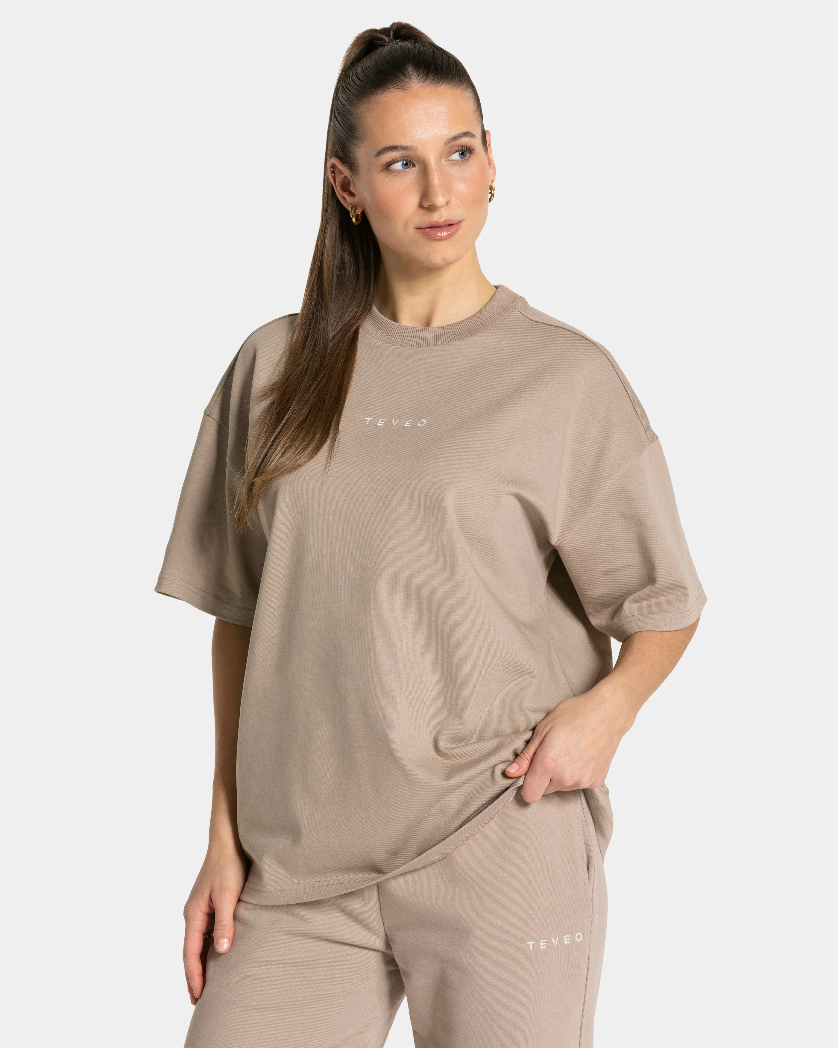 RI’VAIV Oversized T-Shirt "Taupe" - Image 2