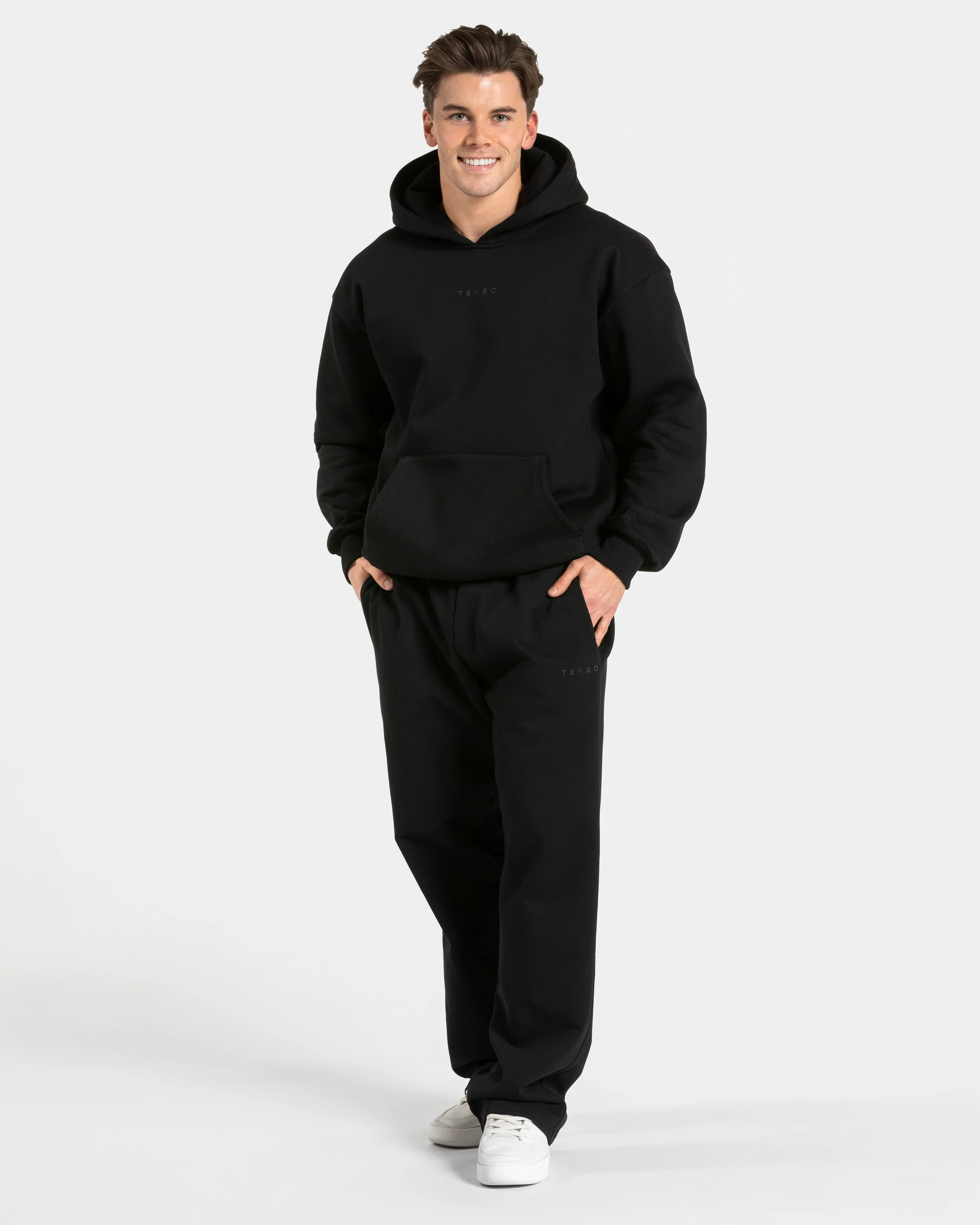 RI’VAIV Straight Leg Jogger "Schwarz" - Image 3