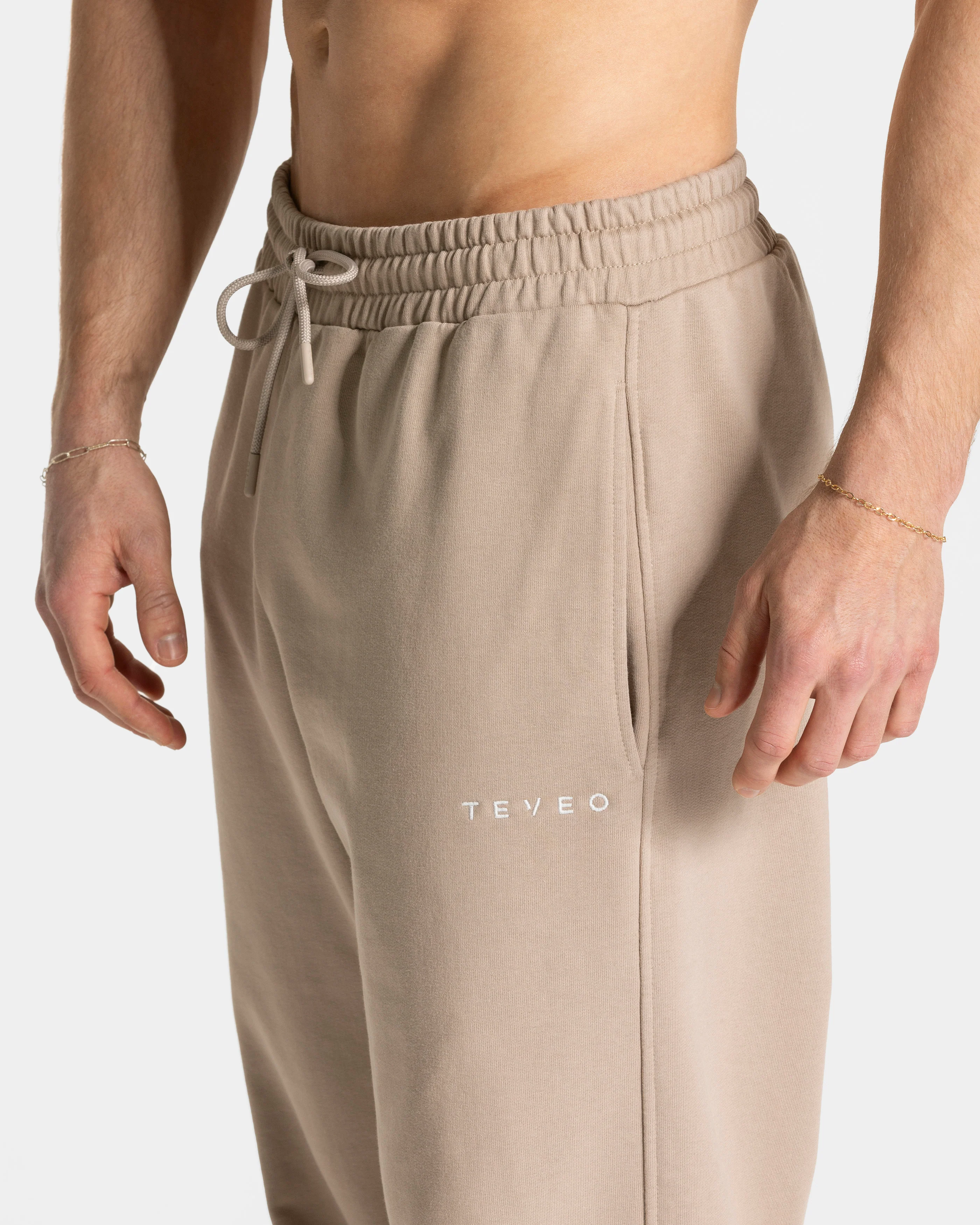 RI’VAIV Straight Leg Jogger "Taupe" - Image 4