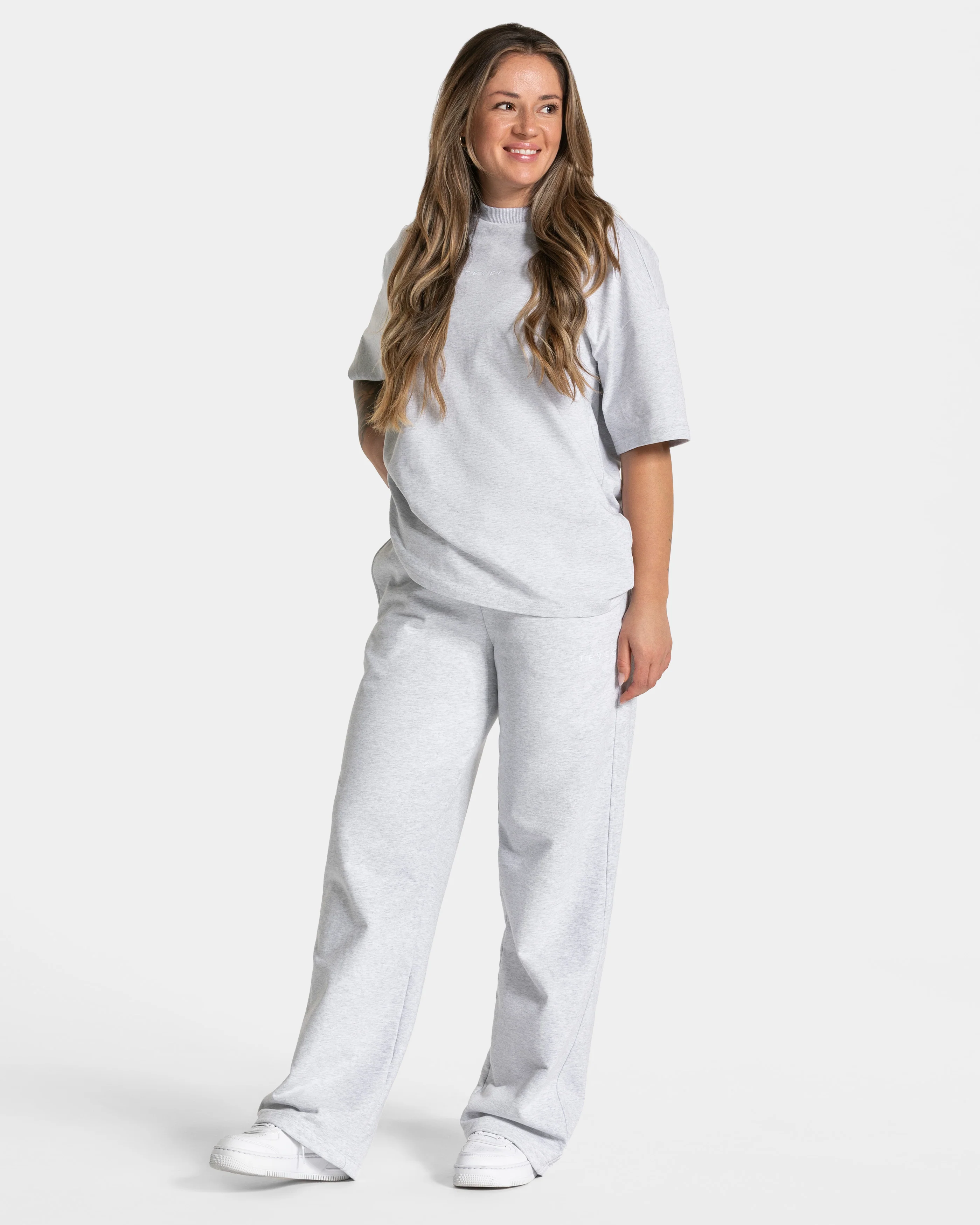 RI’VAIV Straight Leg Jogger "Hellgrau" - Image 3