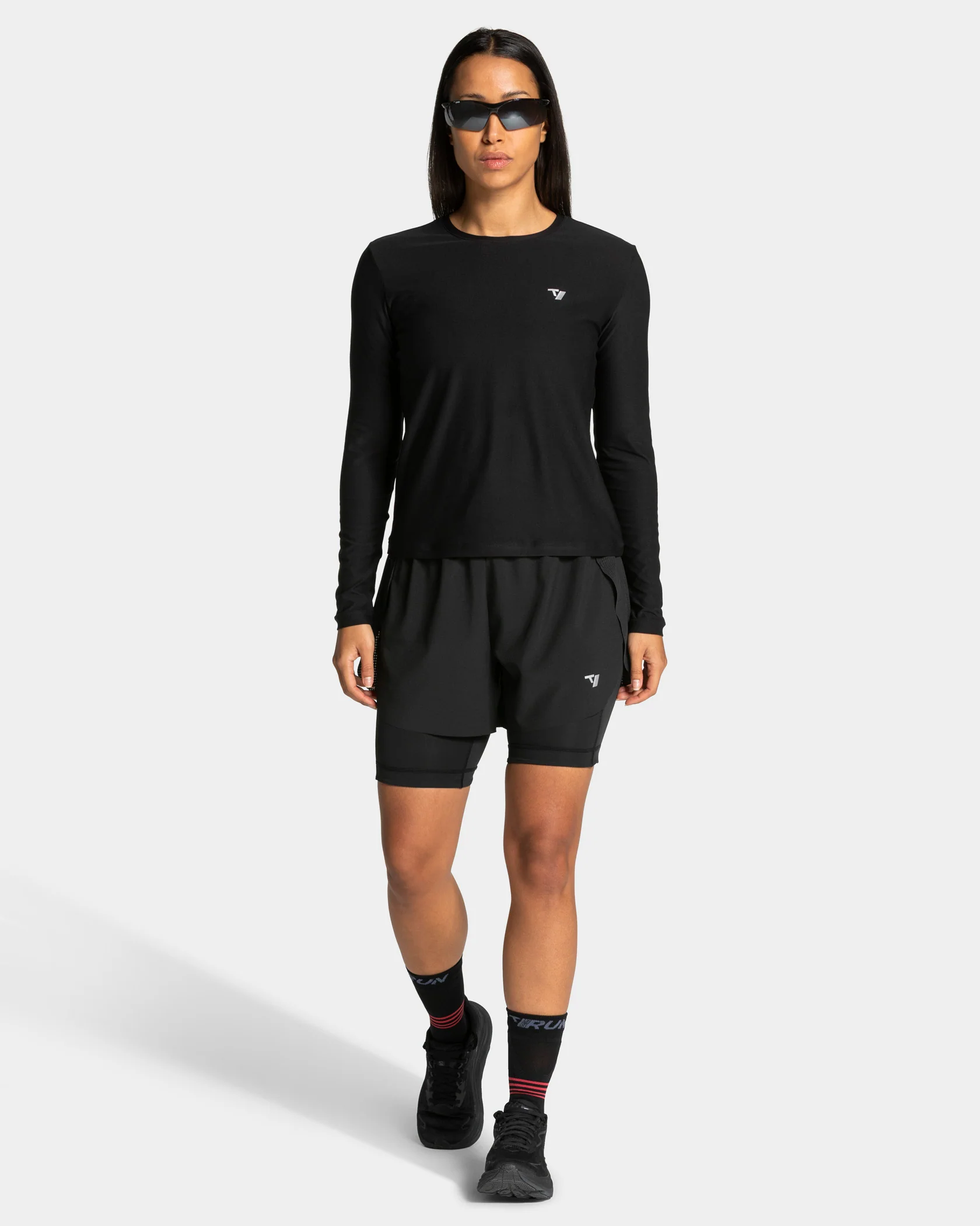RUN 2in1 Shorts 8 Inch "Schwarz" - Image 3