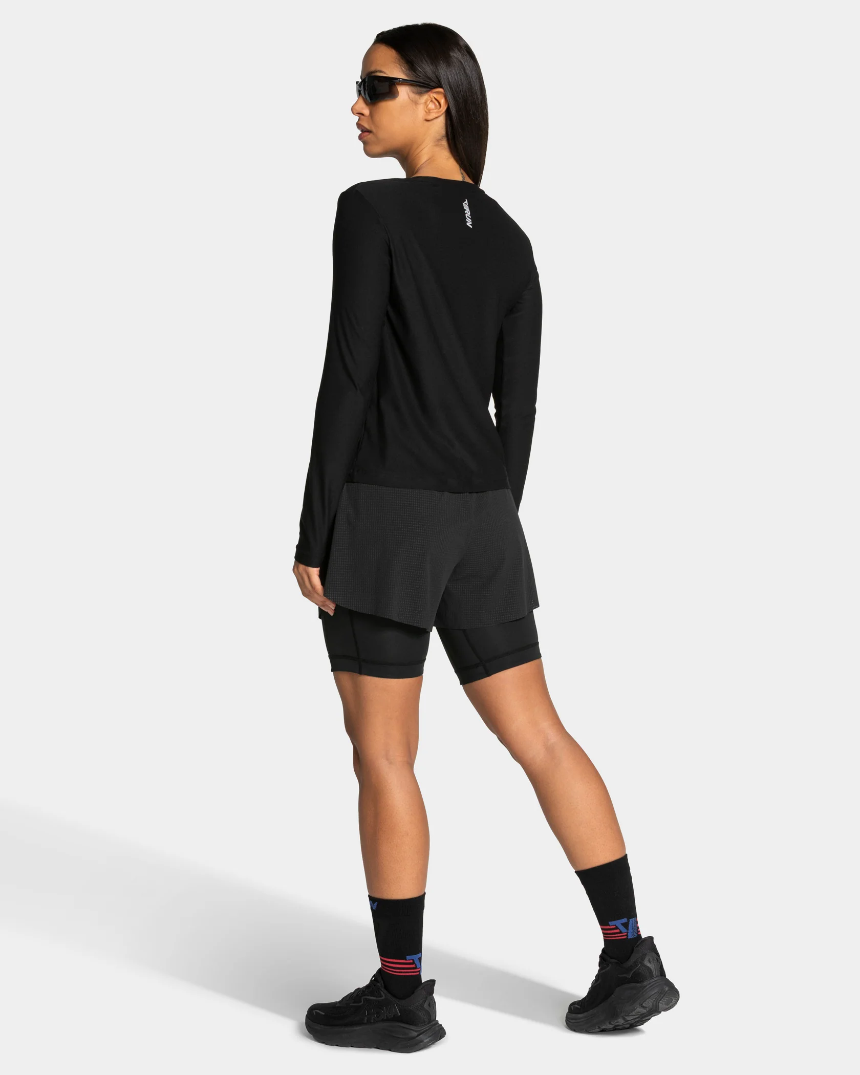 RUN 2in1 Shorts 8 Inch "Schwarz" - Image 5