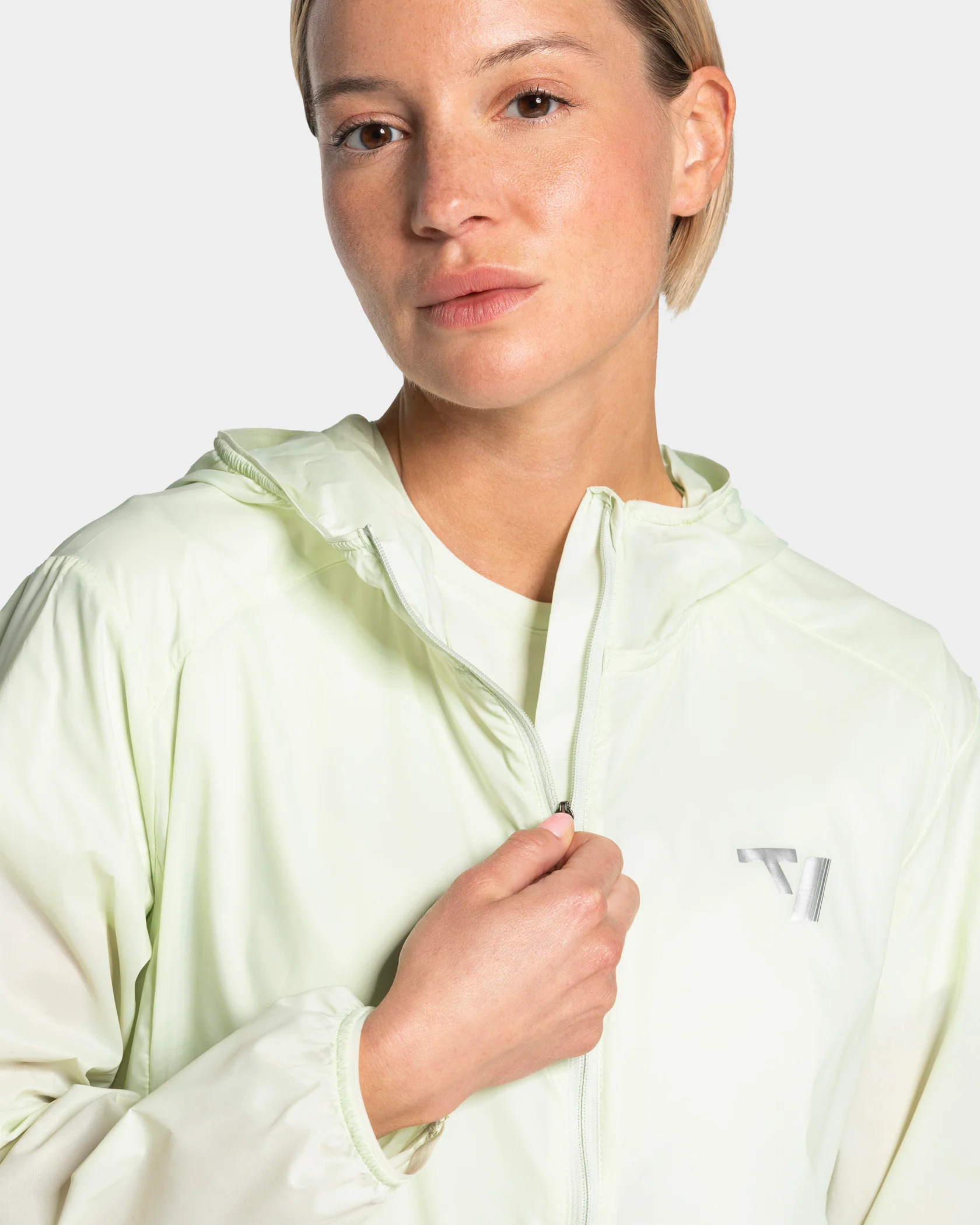 RUN Lightweight Zip Jacke "Ice Mint" - Image 4