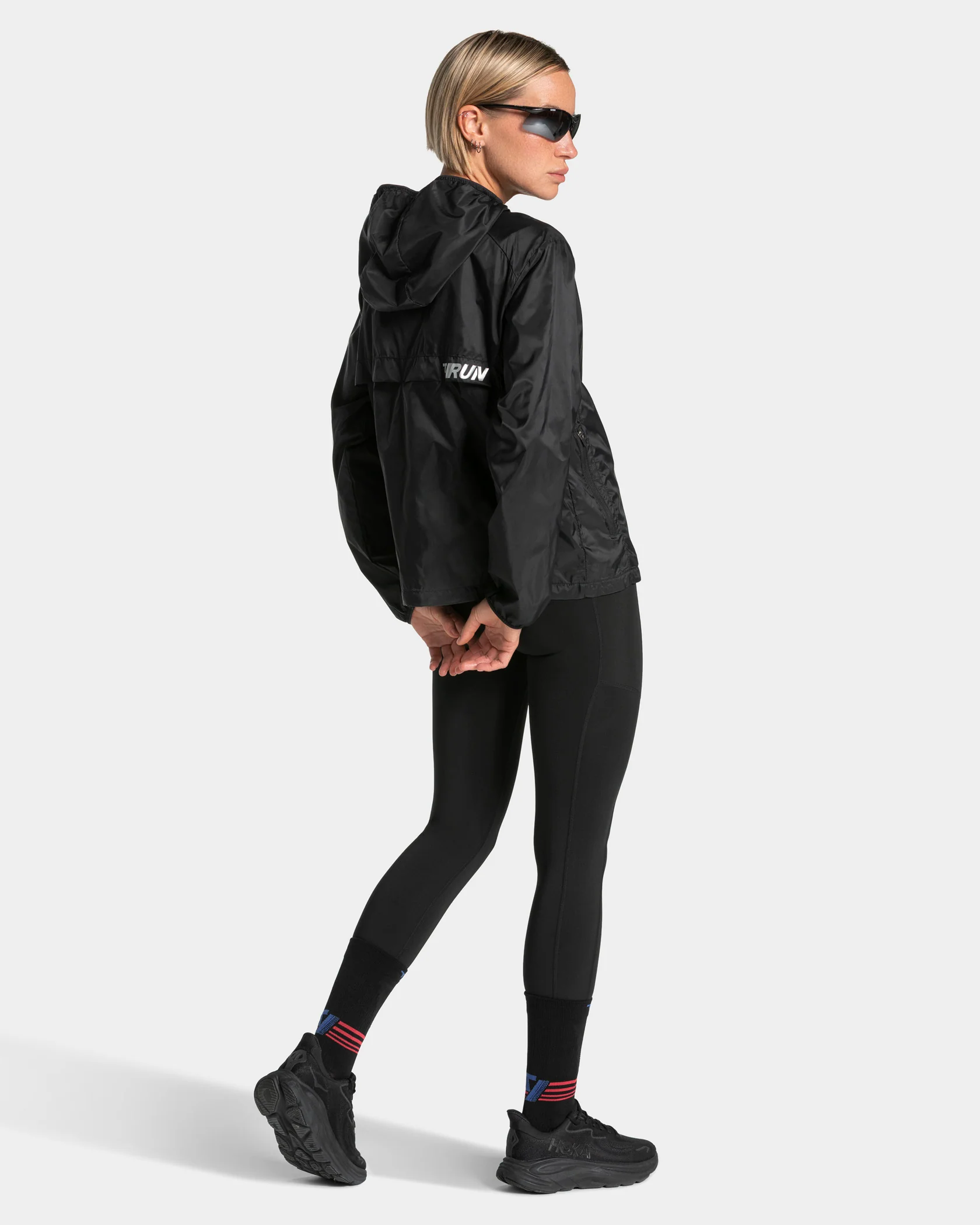 RUN Lightweight Zip Jacke "Schwarz" - Image 5