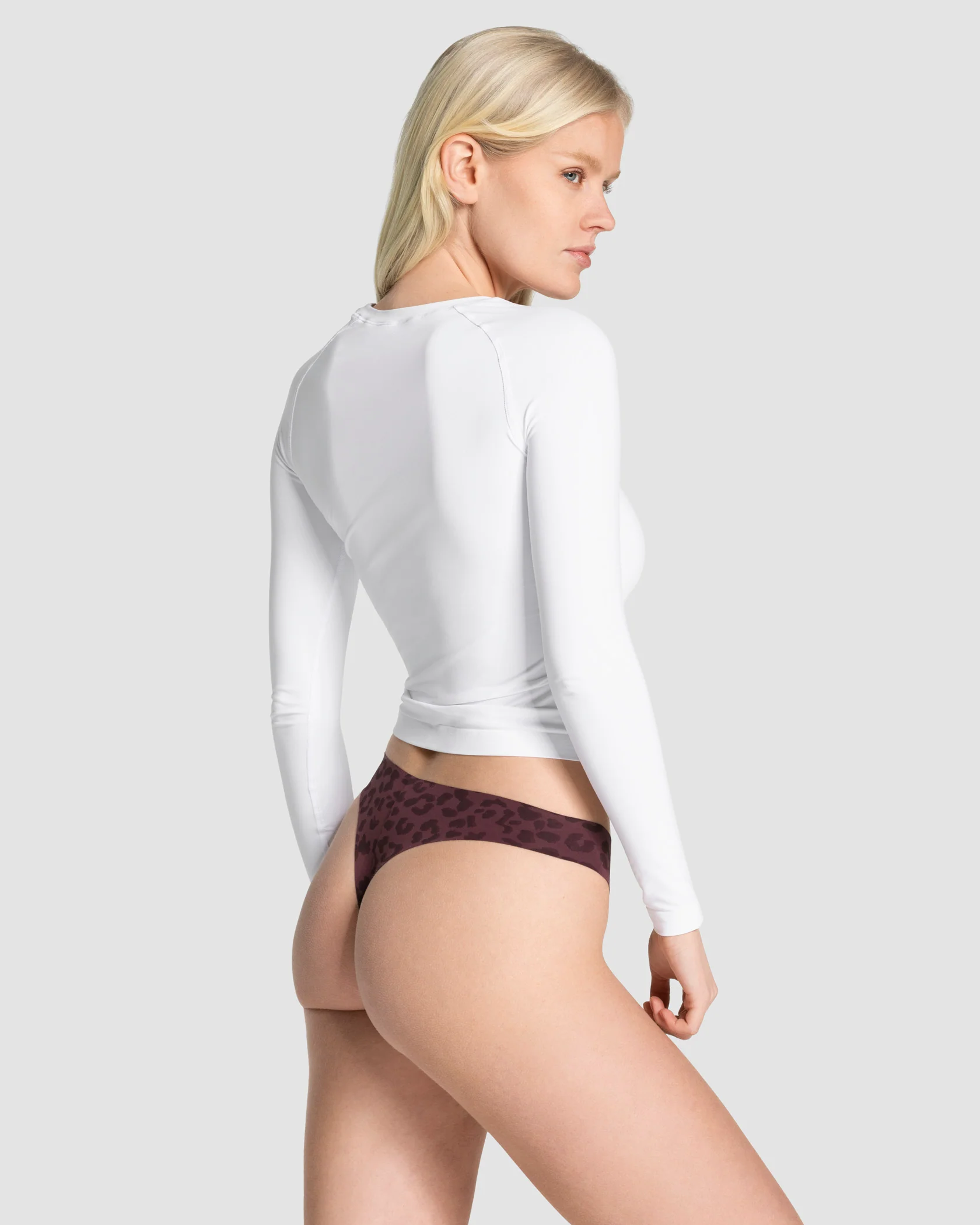 Seamless Padded Tanga (2er-Pack) "Leo Merlot" - Image 5