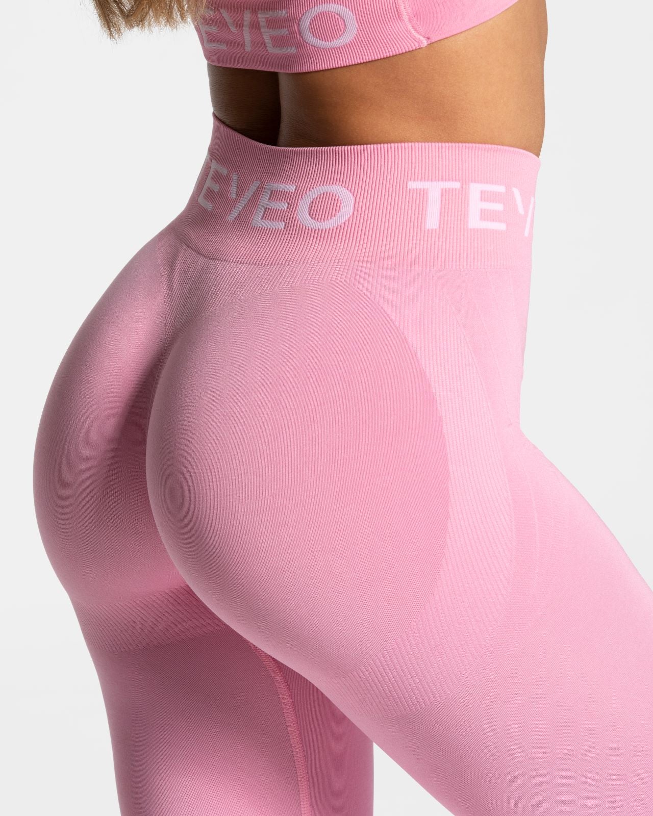 Signature Scrunch Leggings "Pink" - Image 4