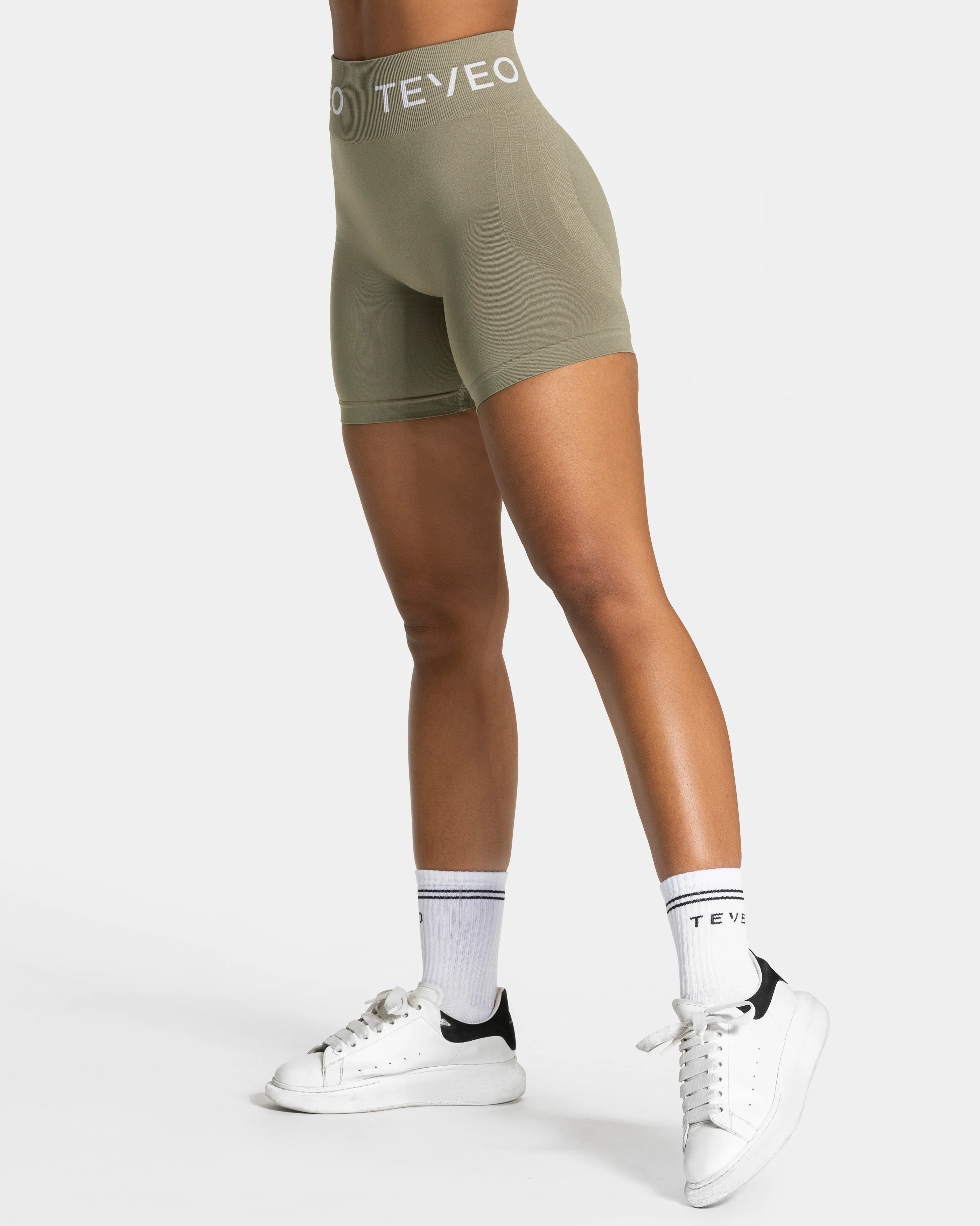 Signature Covert Scrunch Shorts "Khaki" - Image 2