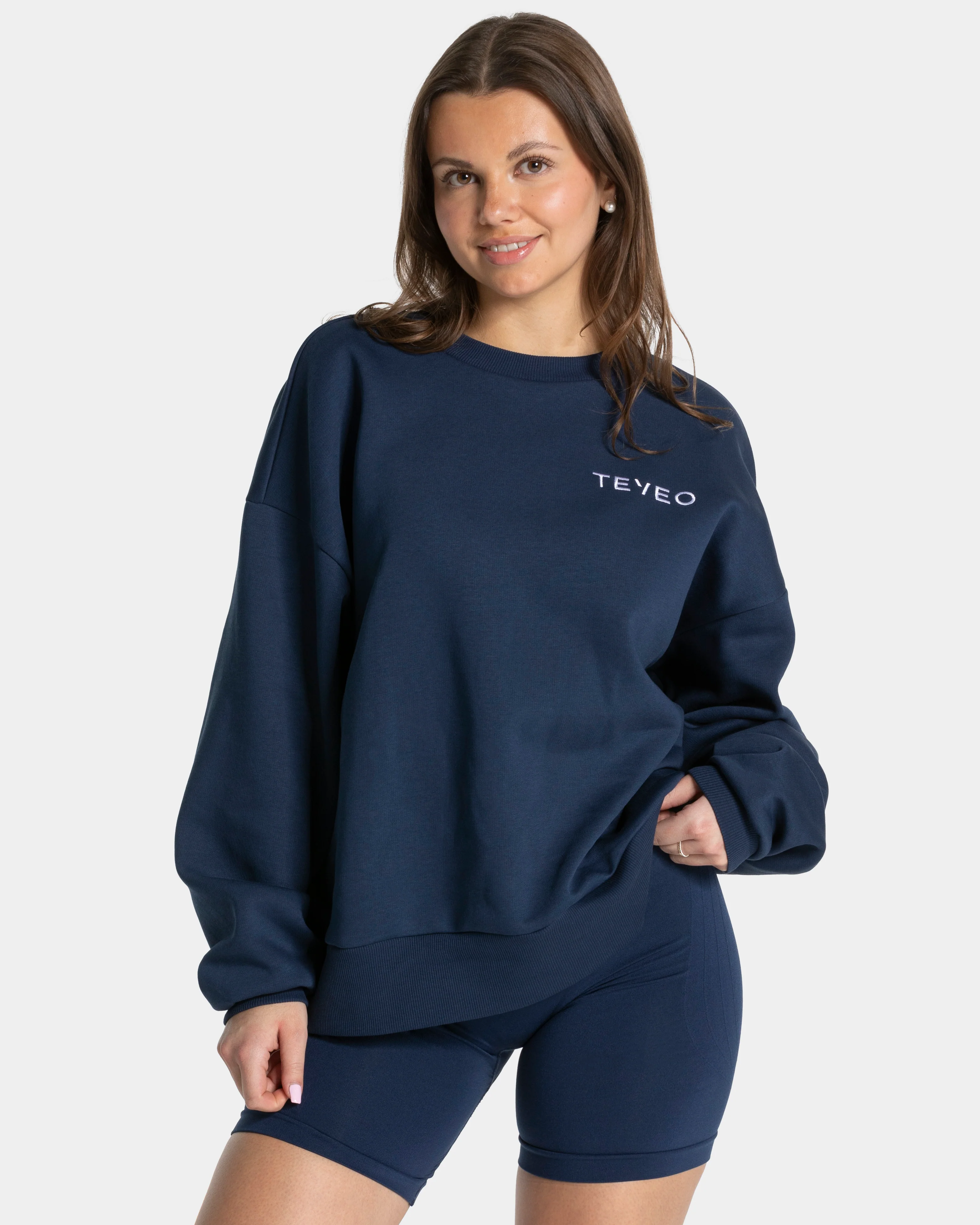 Signature Oversized Sweater "Dunkelblau" - Image 2