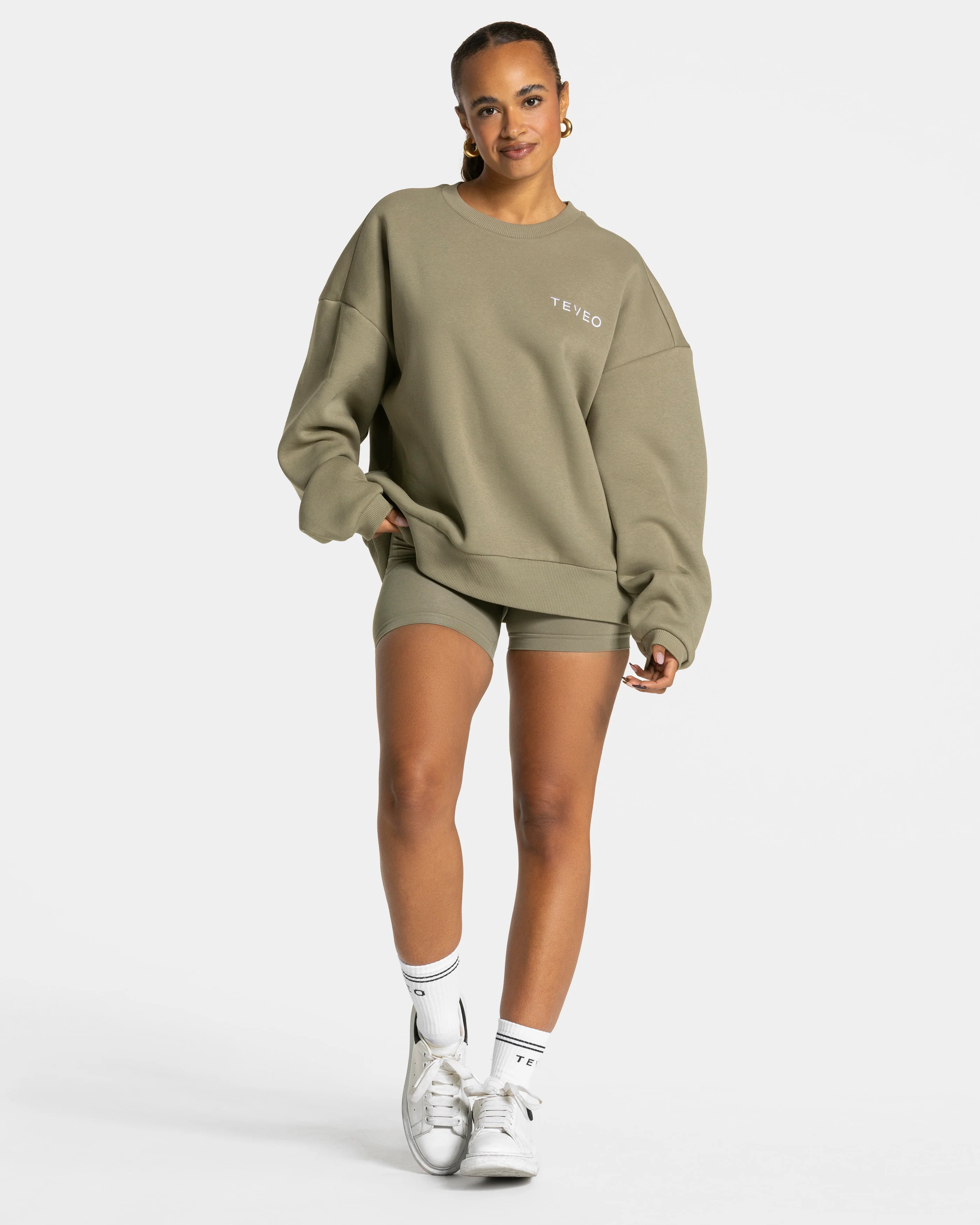 Signature Oversized Sweater "Khaki" - Image 3