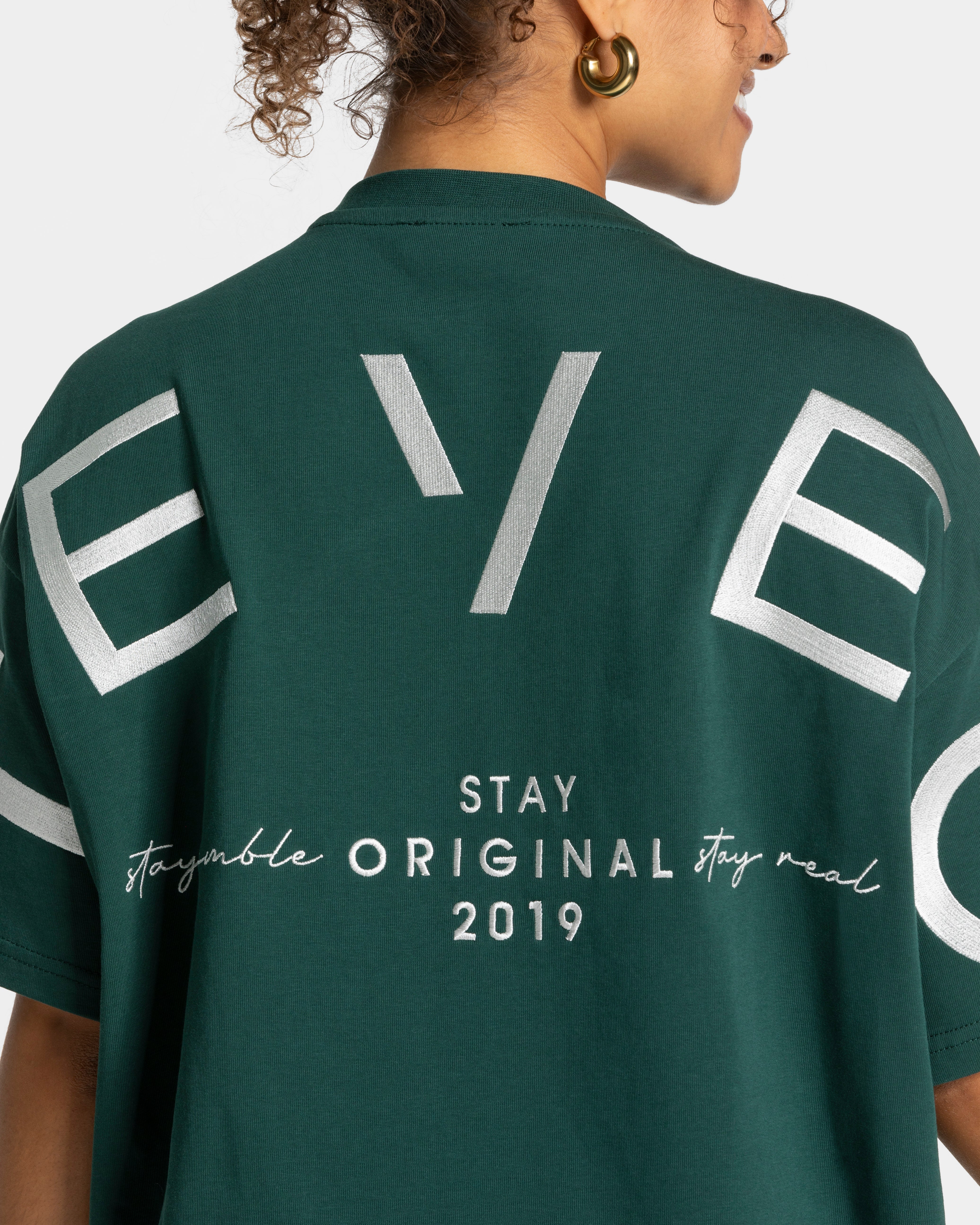 Signature Oversized T-Shirt "Dunkelgrün" - Image 4