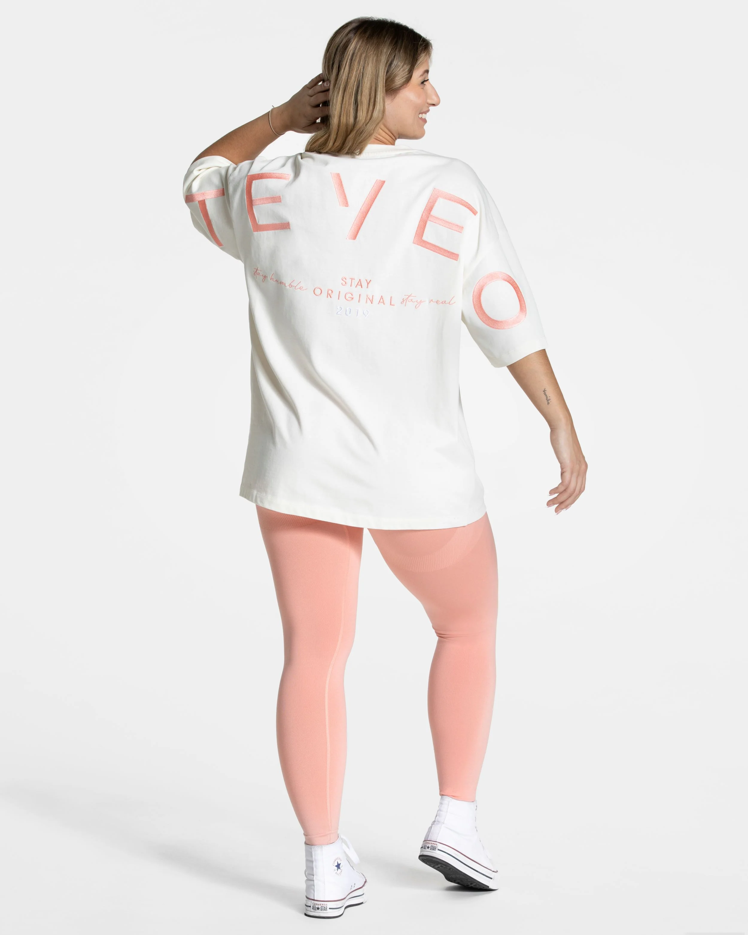 Signature Oversized T-Shirt "Peach" - Image 5