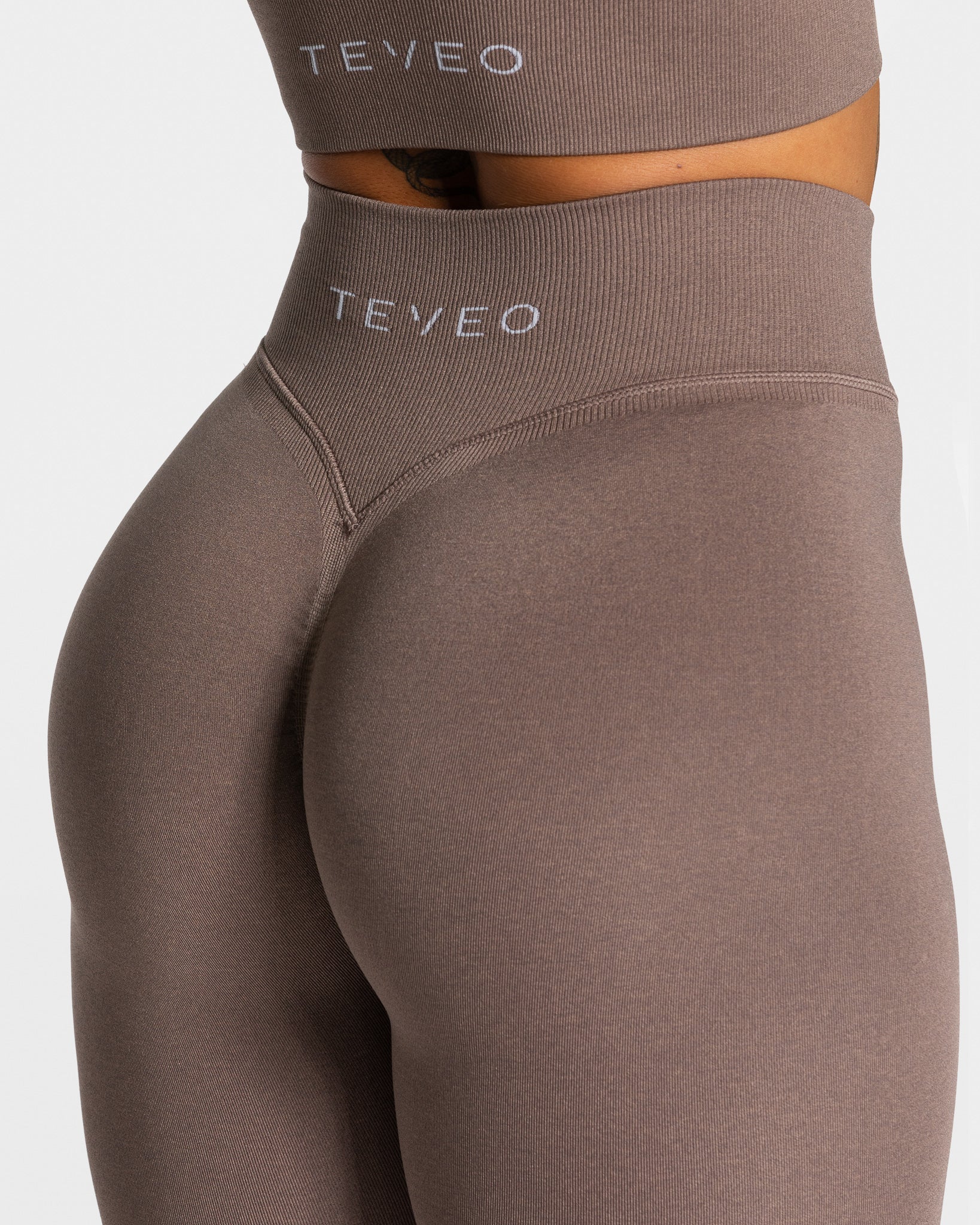 Statement Scrunch Leggings "Mokka" - Image 4