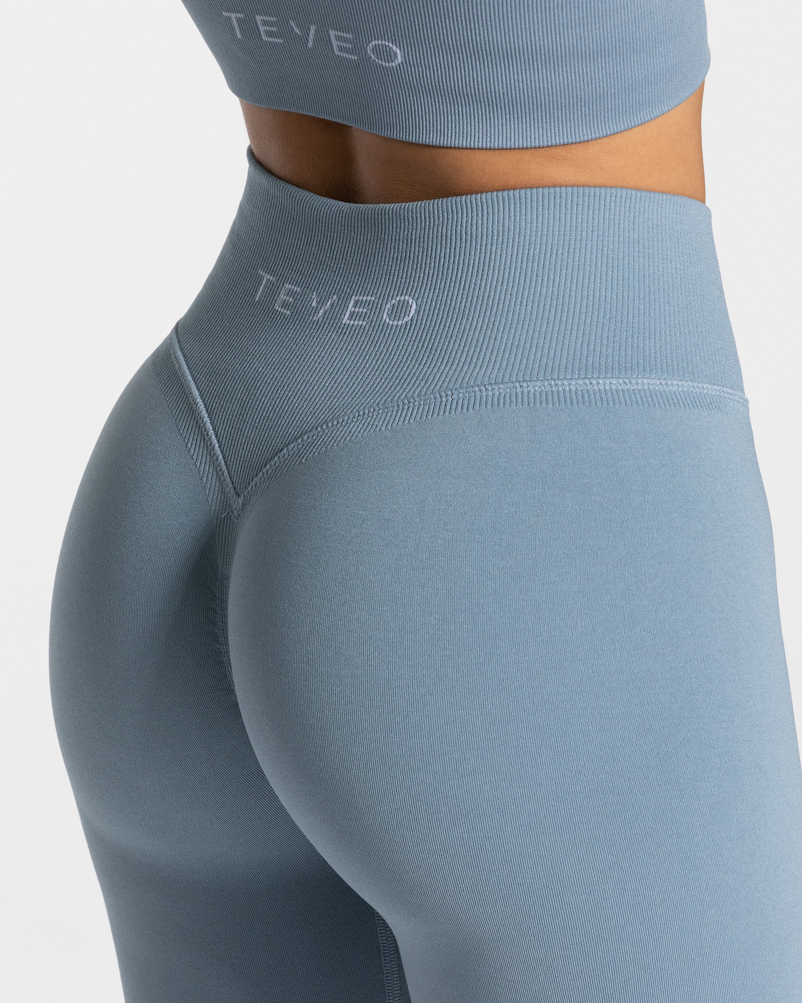 Statement Scrunch Leggings "Stahlblau" - Image 4