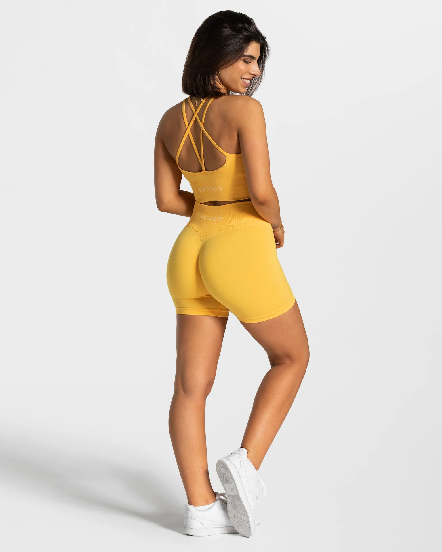 Statement Scrunch Shorts "Gelb" - Image 5