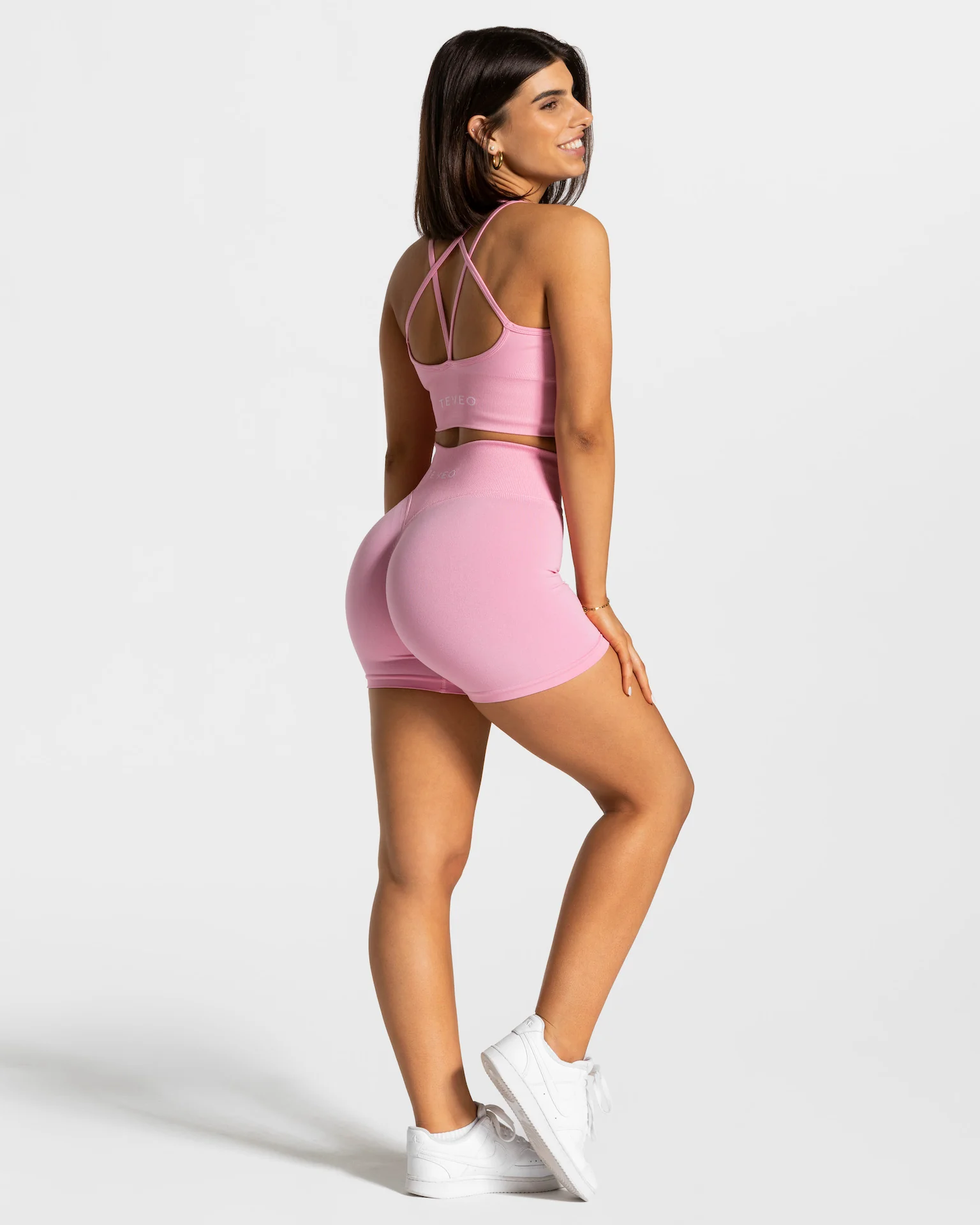 Statement Scrunch Shorts "Pink" - Image 5