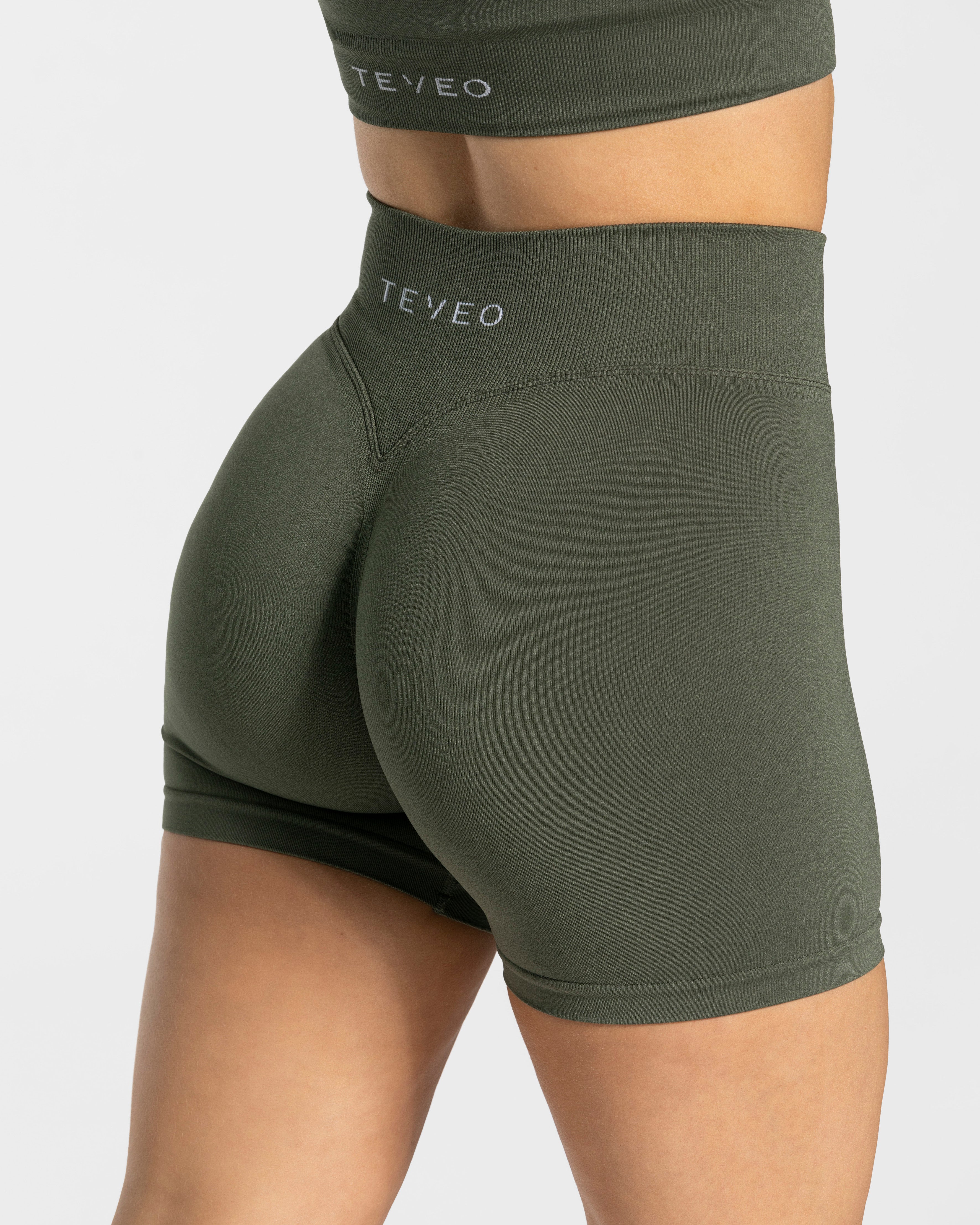 Statement Scrunch Shorts "Khaki" - Image 4