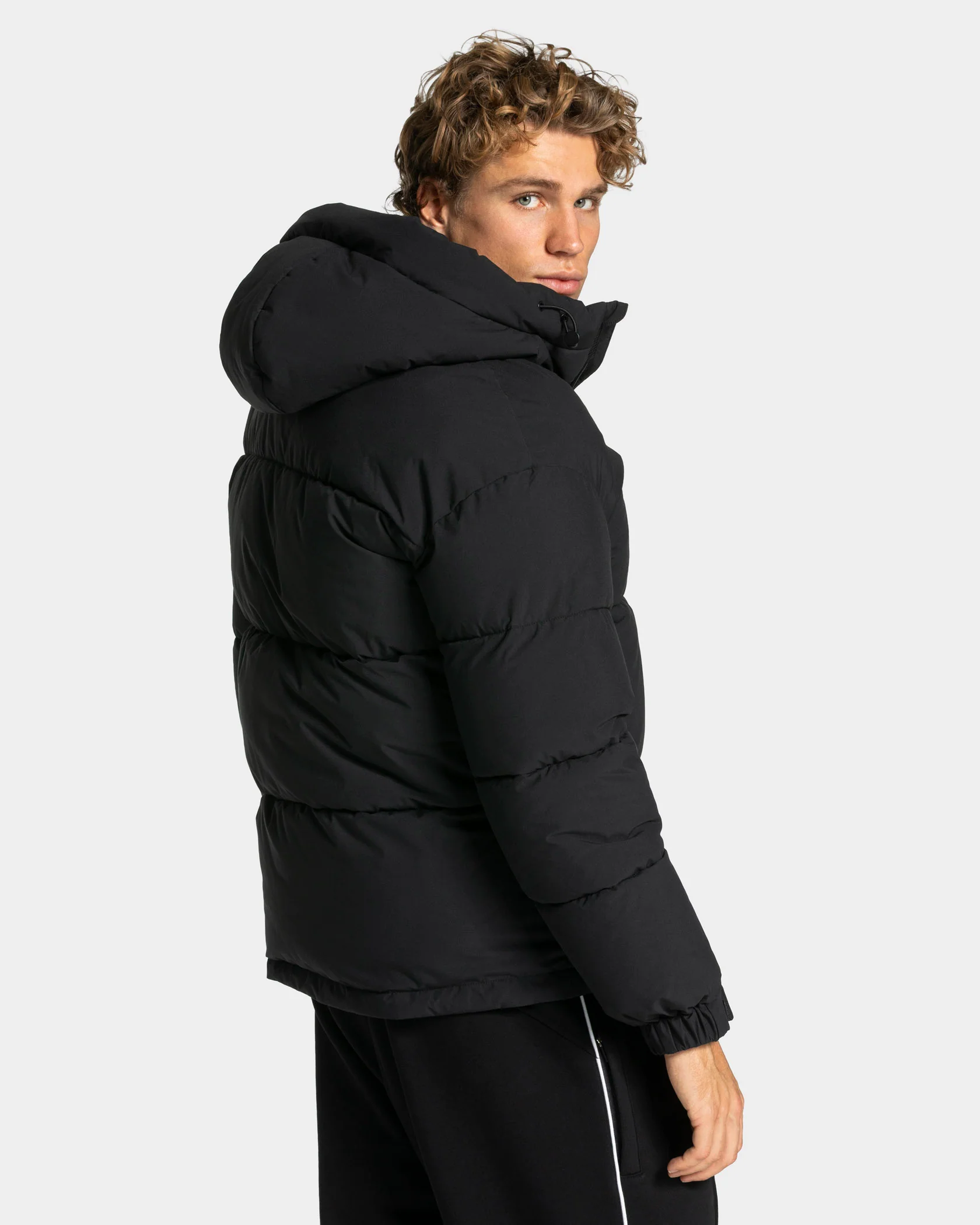 Studio Oversized Jacke "Schwarz" - Image 2