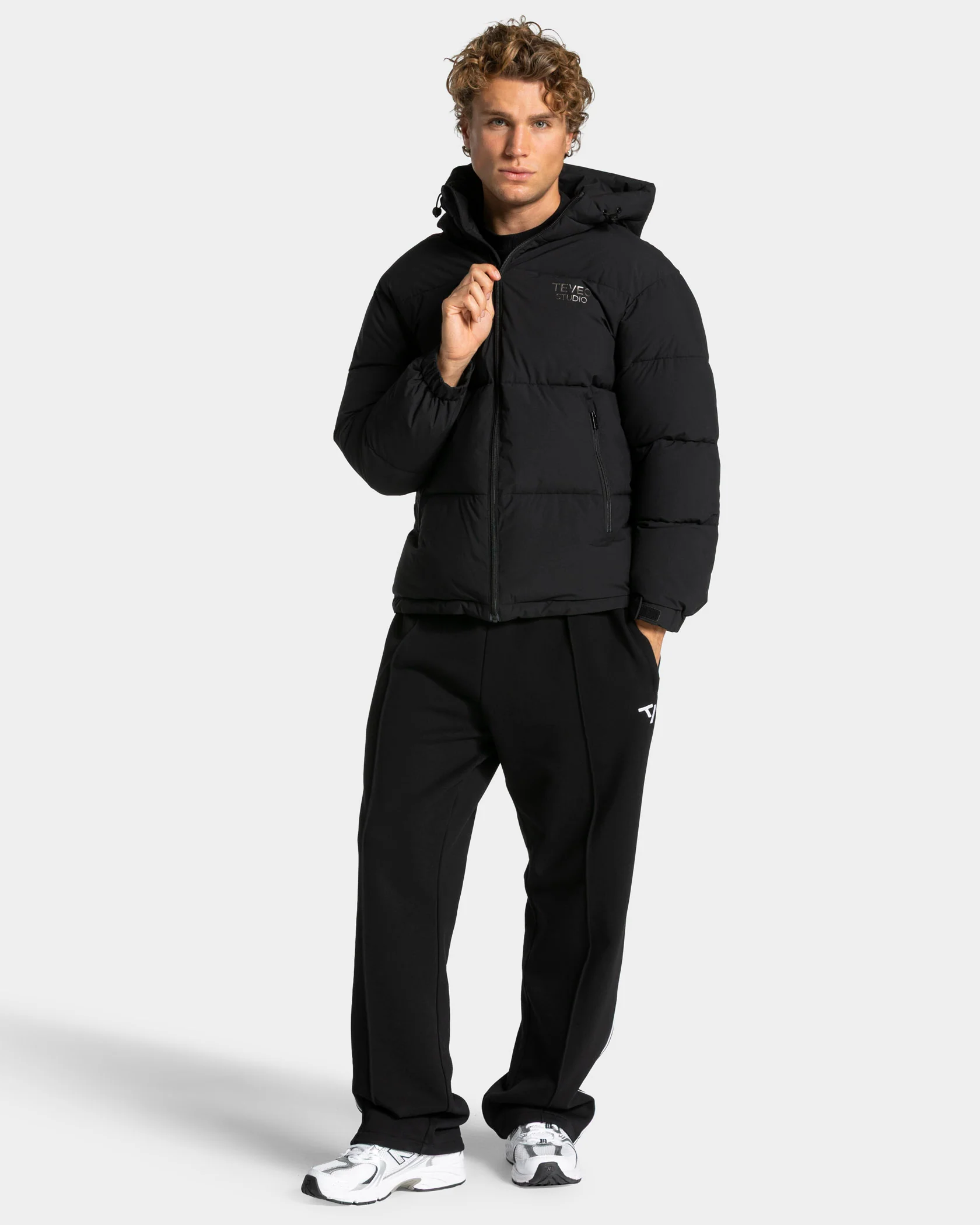 Studio Oversized Jacke "Schwarz" - Image 3