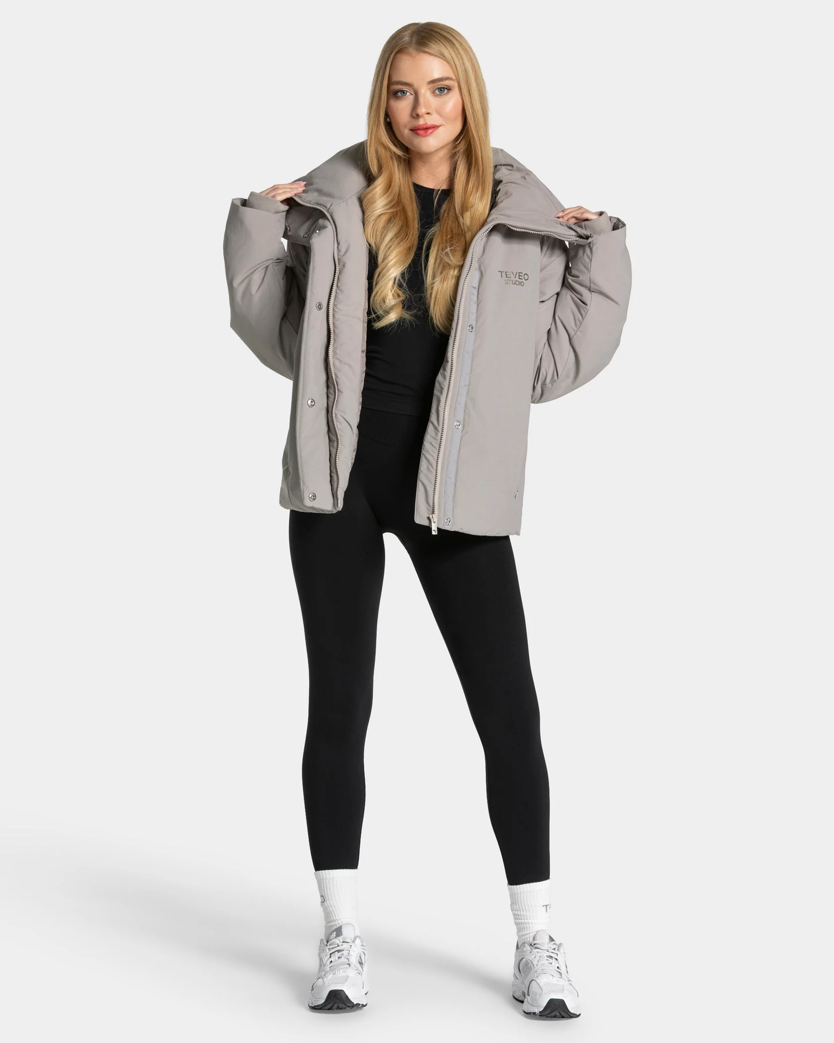 Studio Puffer Jacke "Smoke" - Image 3