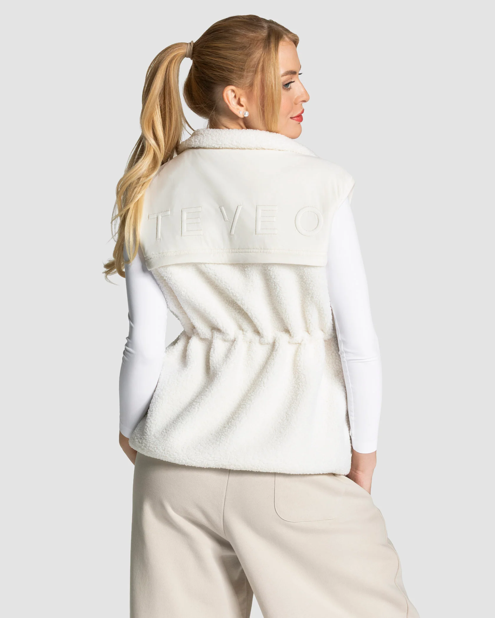 Studio Teddy Weste "Cream" - Image 2