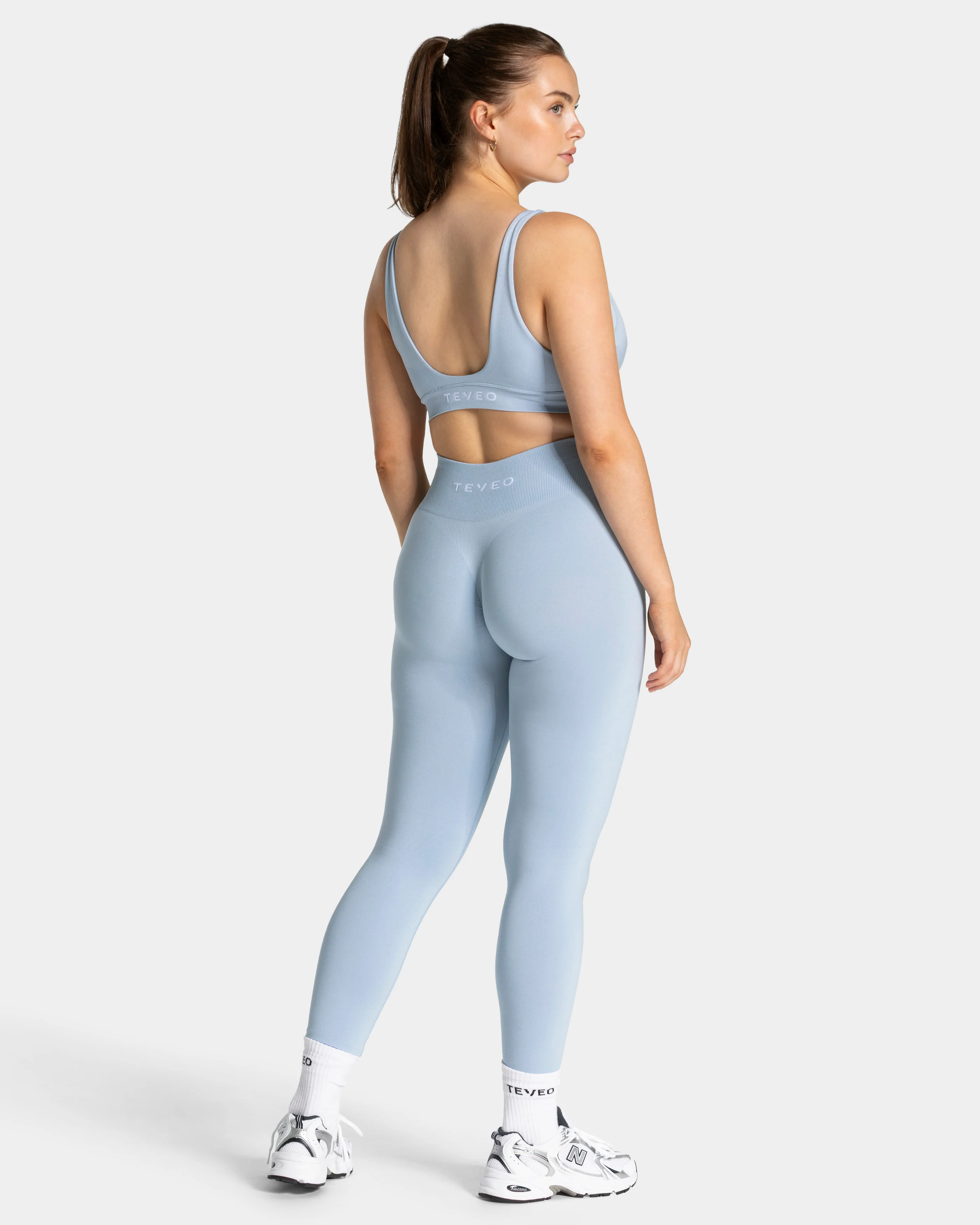 Timeless Pro Covert Scrunch Leggings "Babyblau" - Image 5