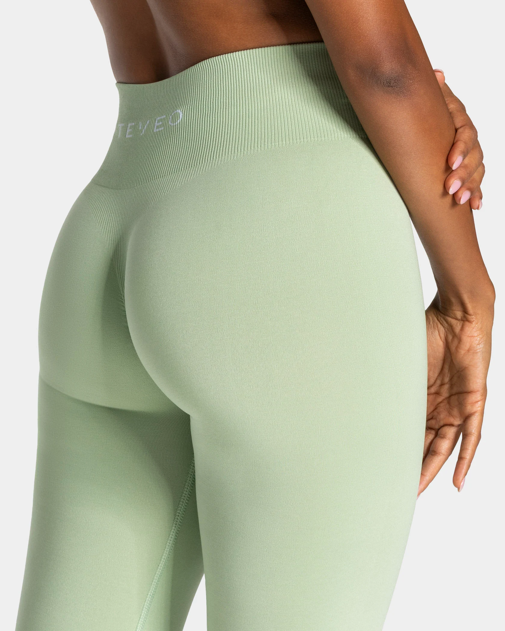 Timeless Pro Covert Scrunch Leggings "Ice Matcha" - Image 4
