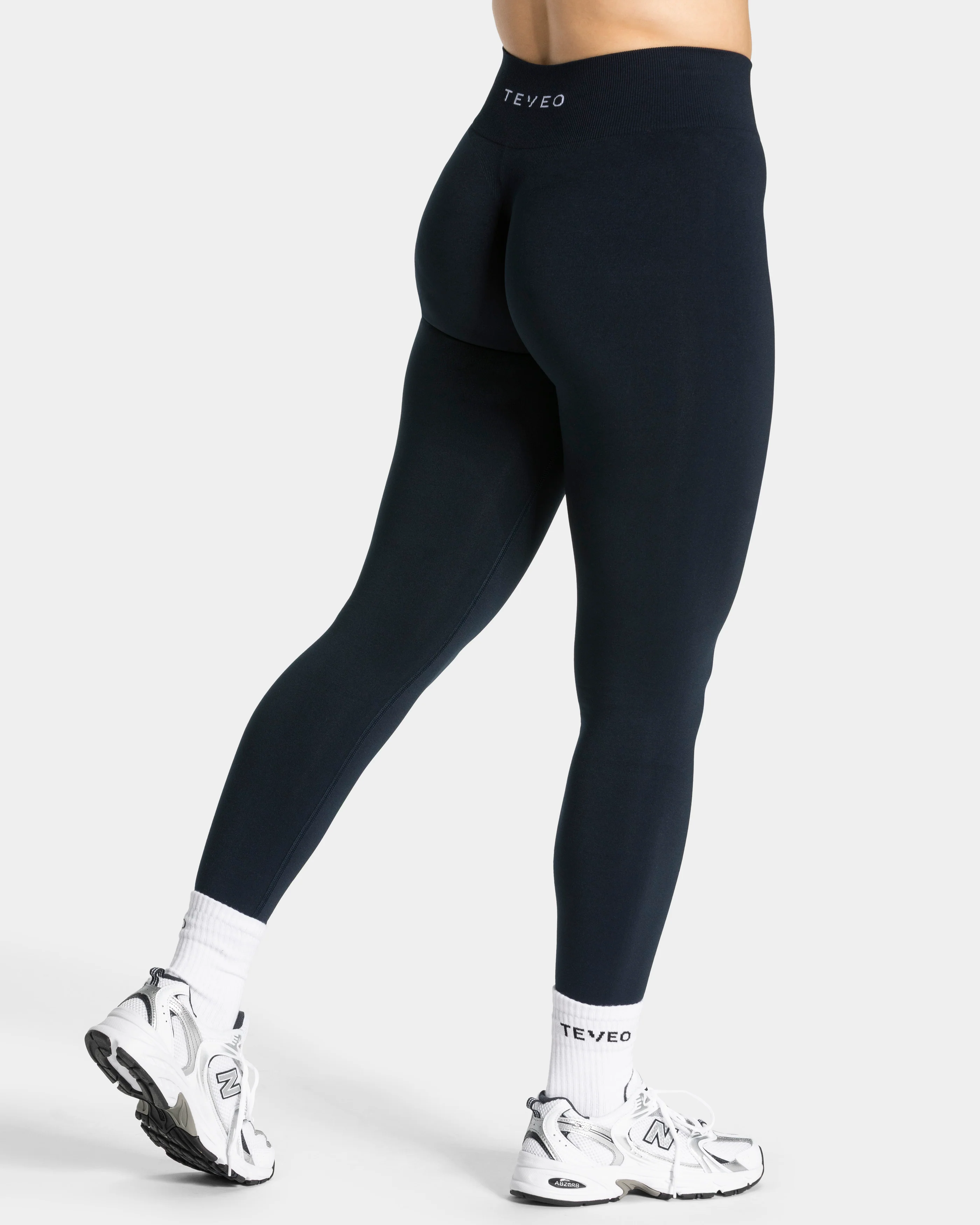 Timeless Pro Covert Scrunch Leggings "Midnight" - Image 2