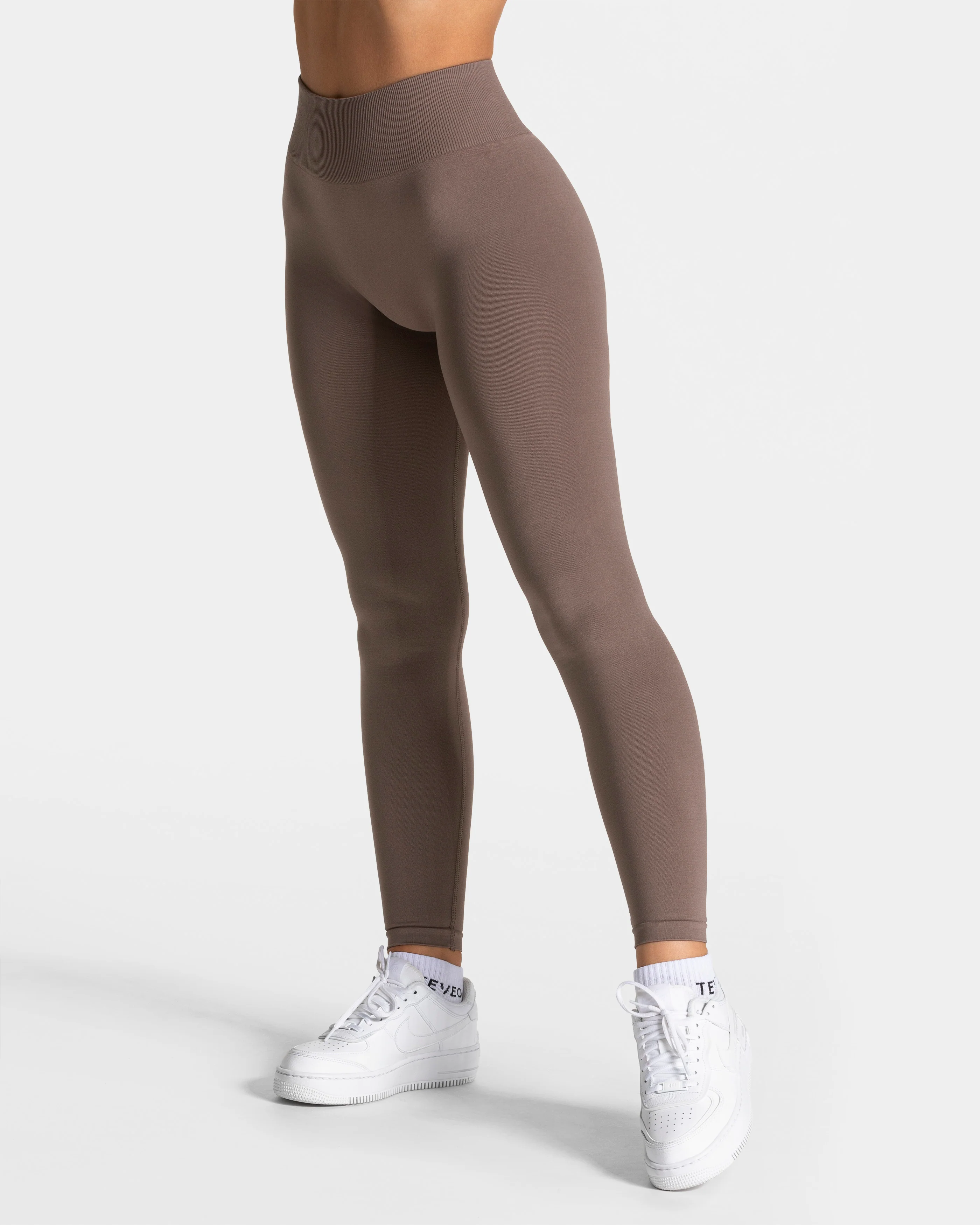 Timeless Pro Covert Scrunch Leggings "Mokka" - Image 2