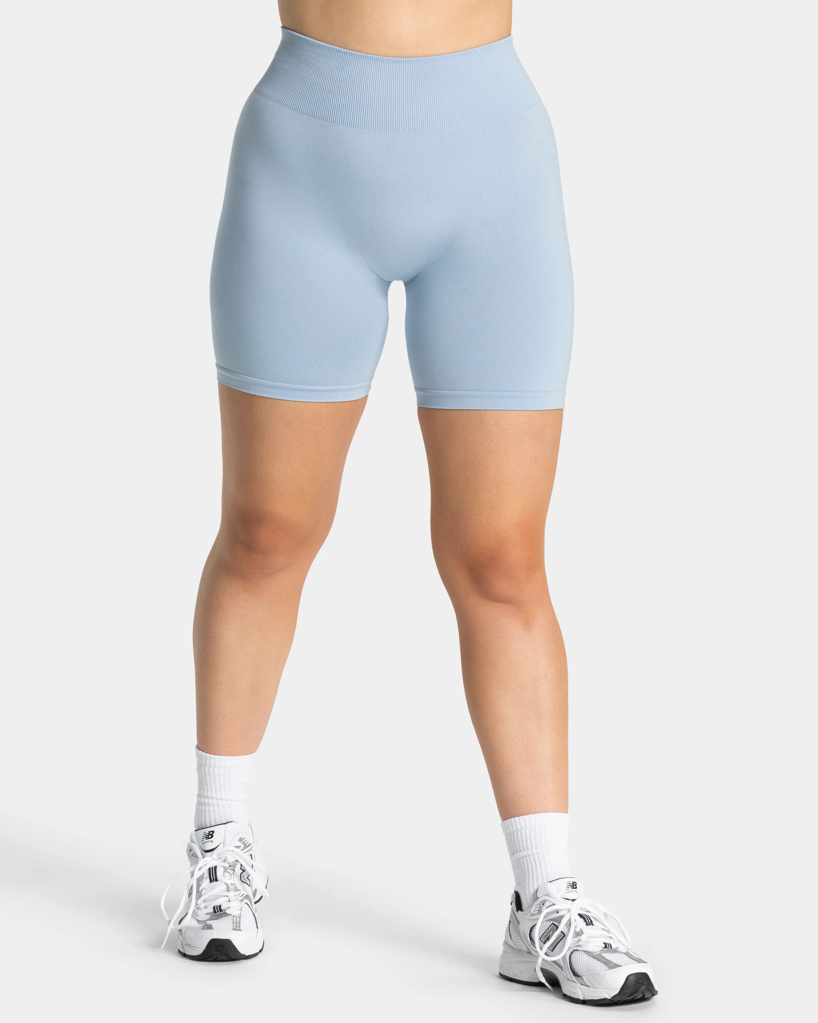 Timeless Pro Covert Scrunch Shorts "Babyblau" - Image 2