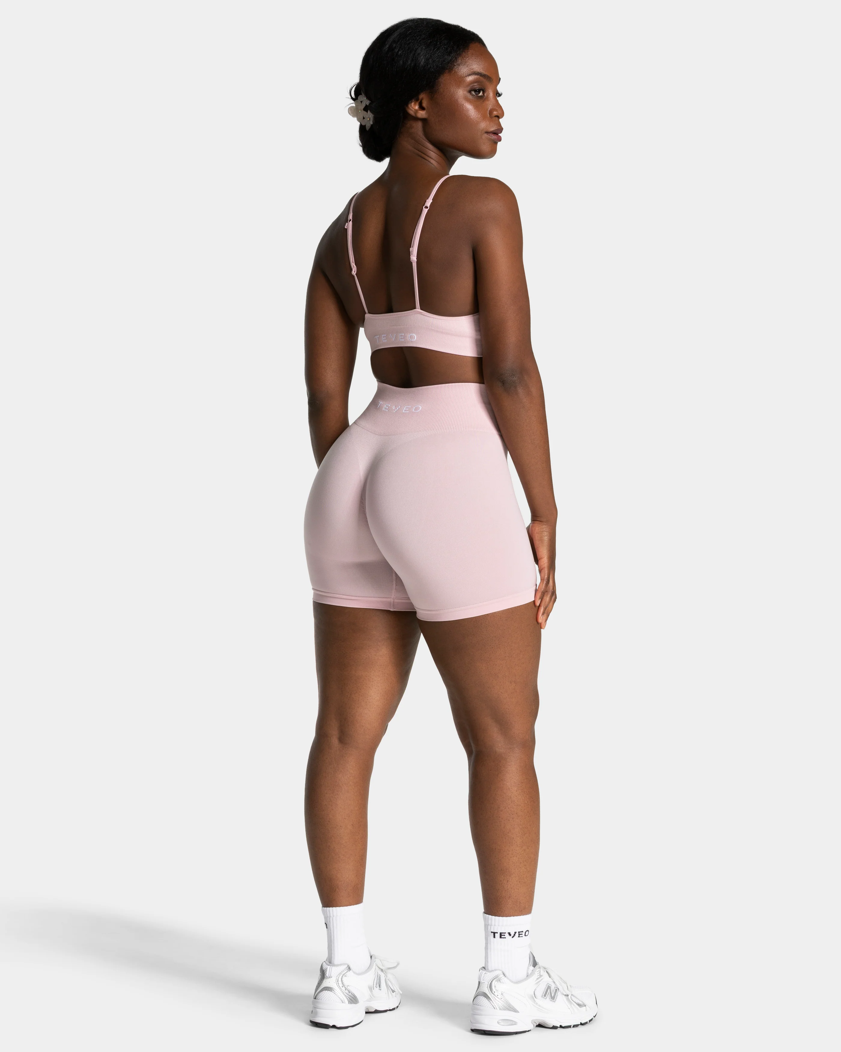 Timeless Pro Covert Scrunch Shorts "Rosa" - Image 5