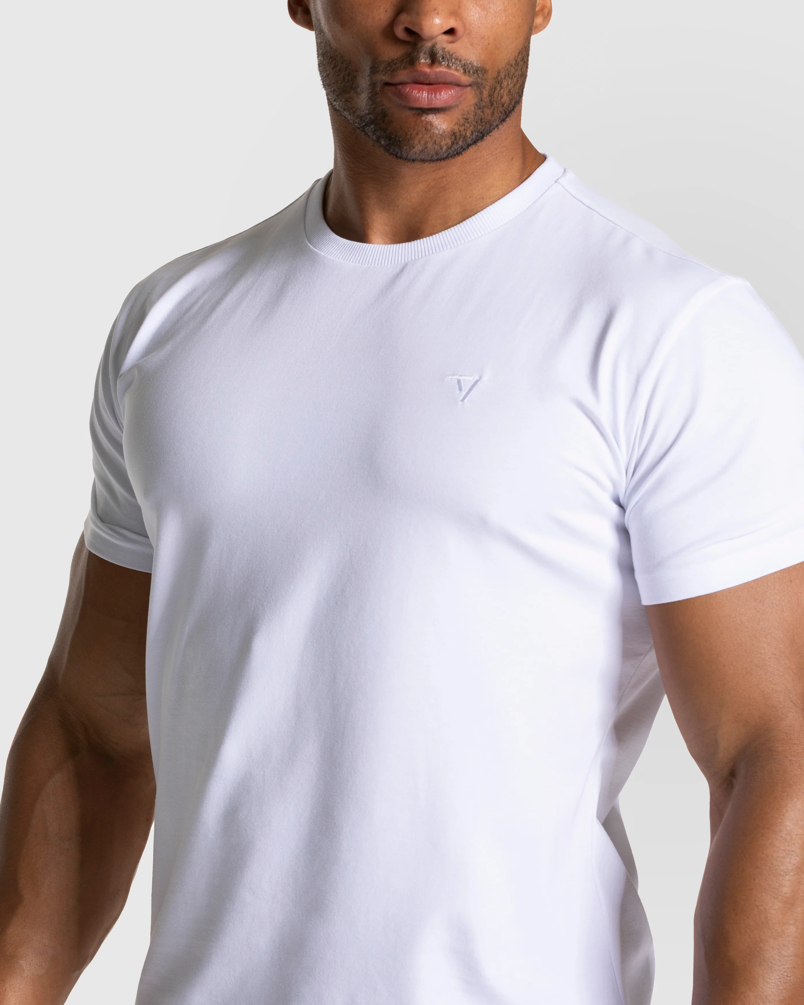 Timeless Pro Fitted T-Shirt "Weiß" - Image 4