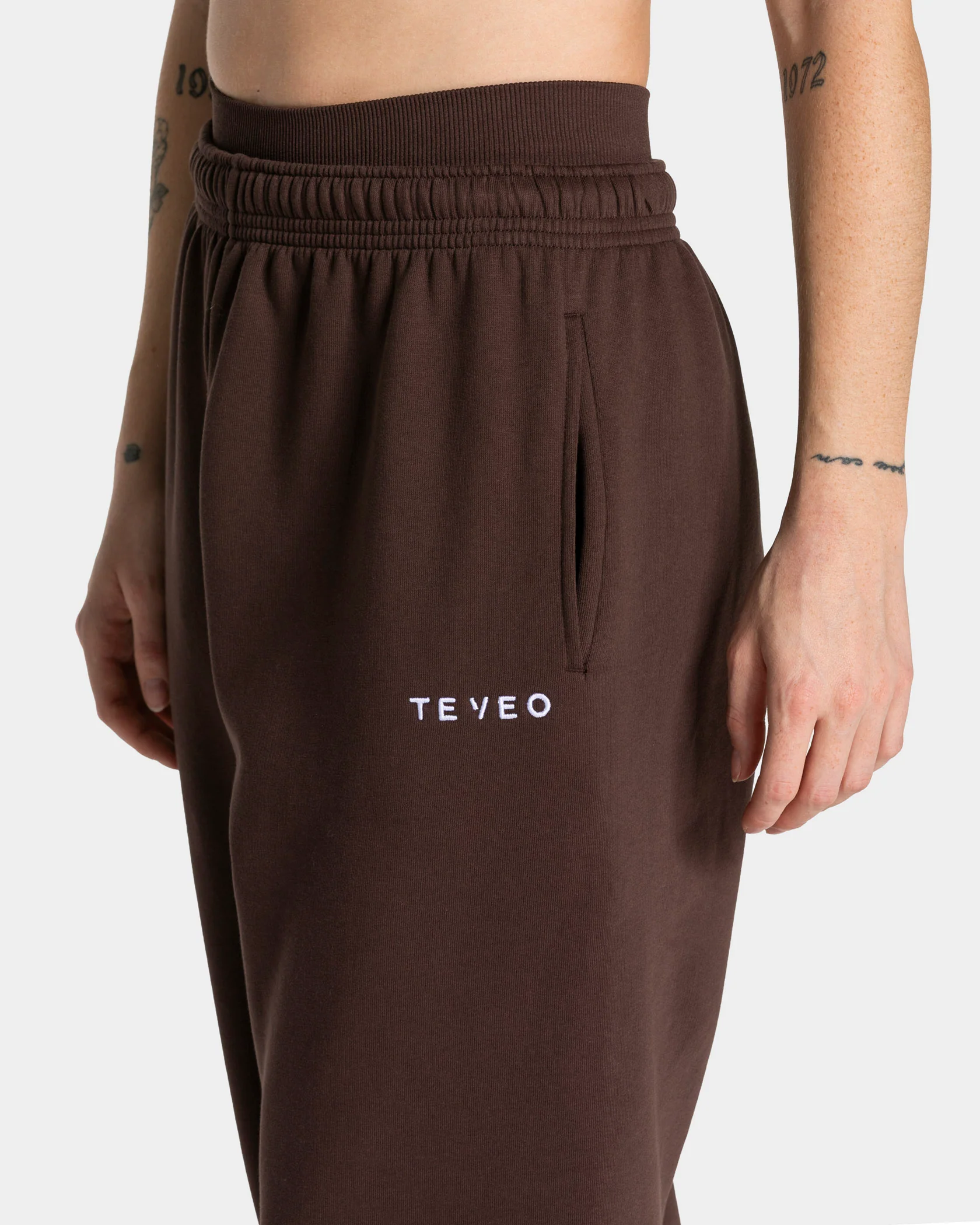 Timeless Pro Jogger ''Espresso'' - Image 4