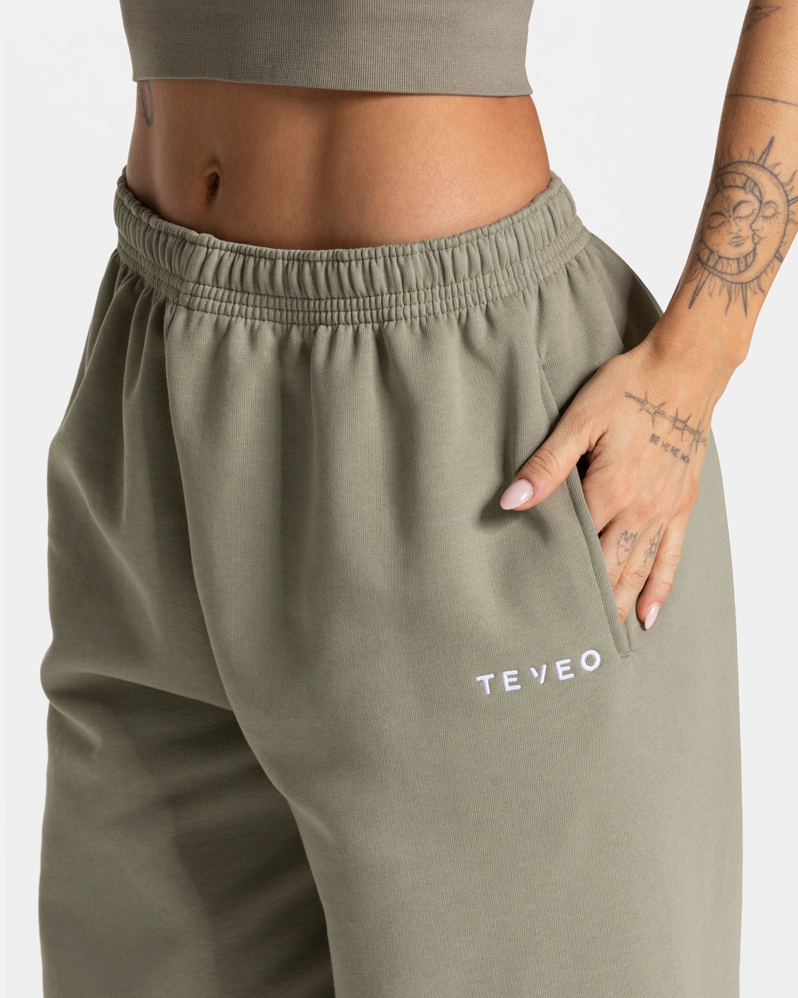 Timeless Pro Jogger ''Khaki'' - Image 4