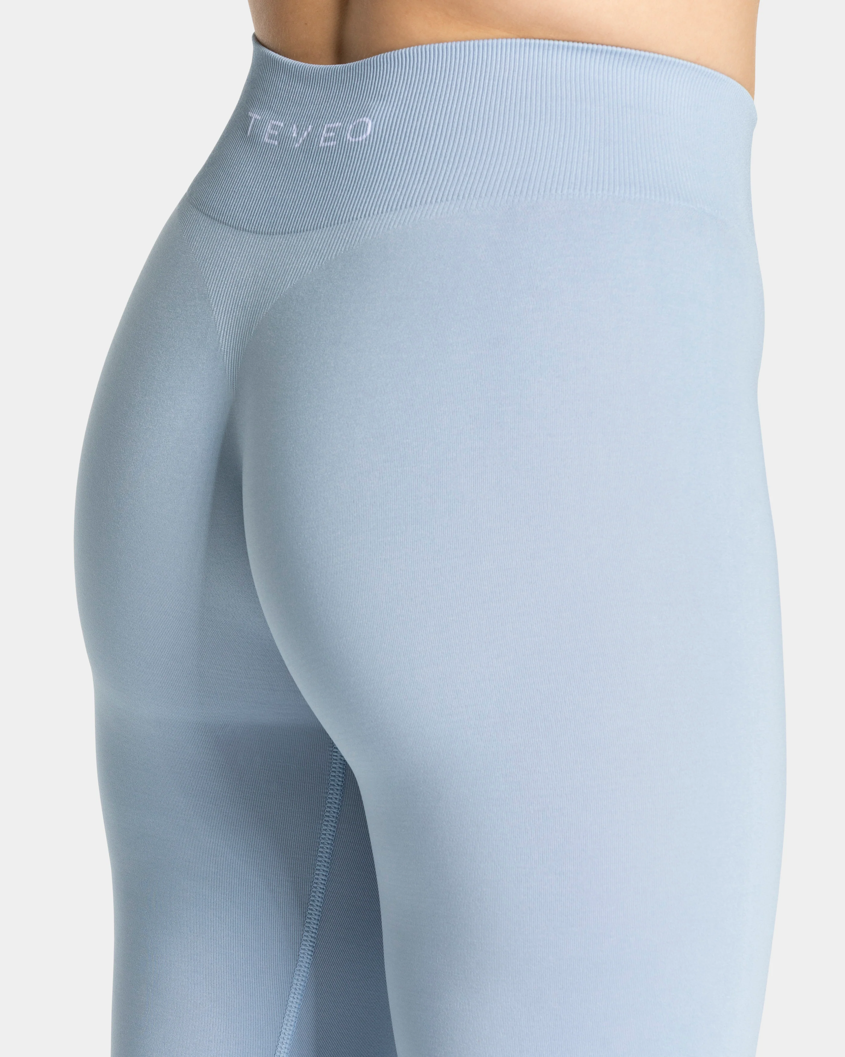 Timeless Pro Leggings "Babyblau" - Image 4