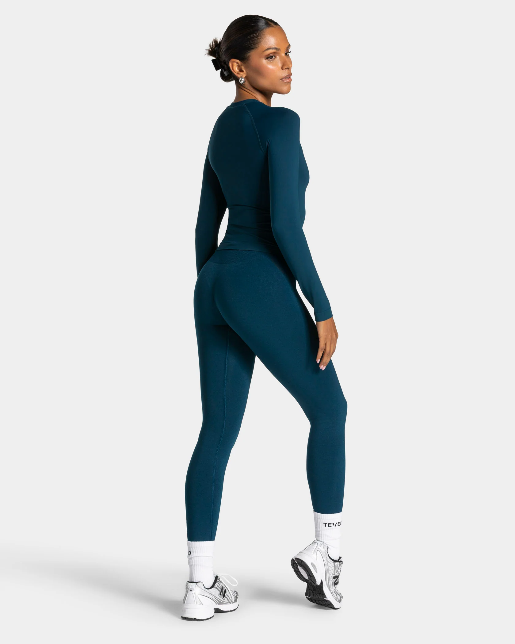 Timeless Pro Longsleeve "Dark Teal" - Image 5