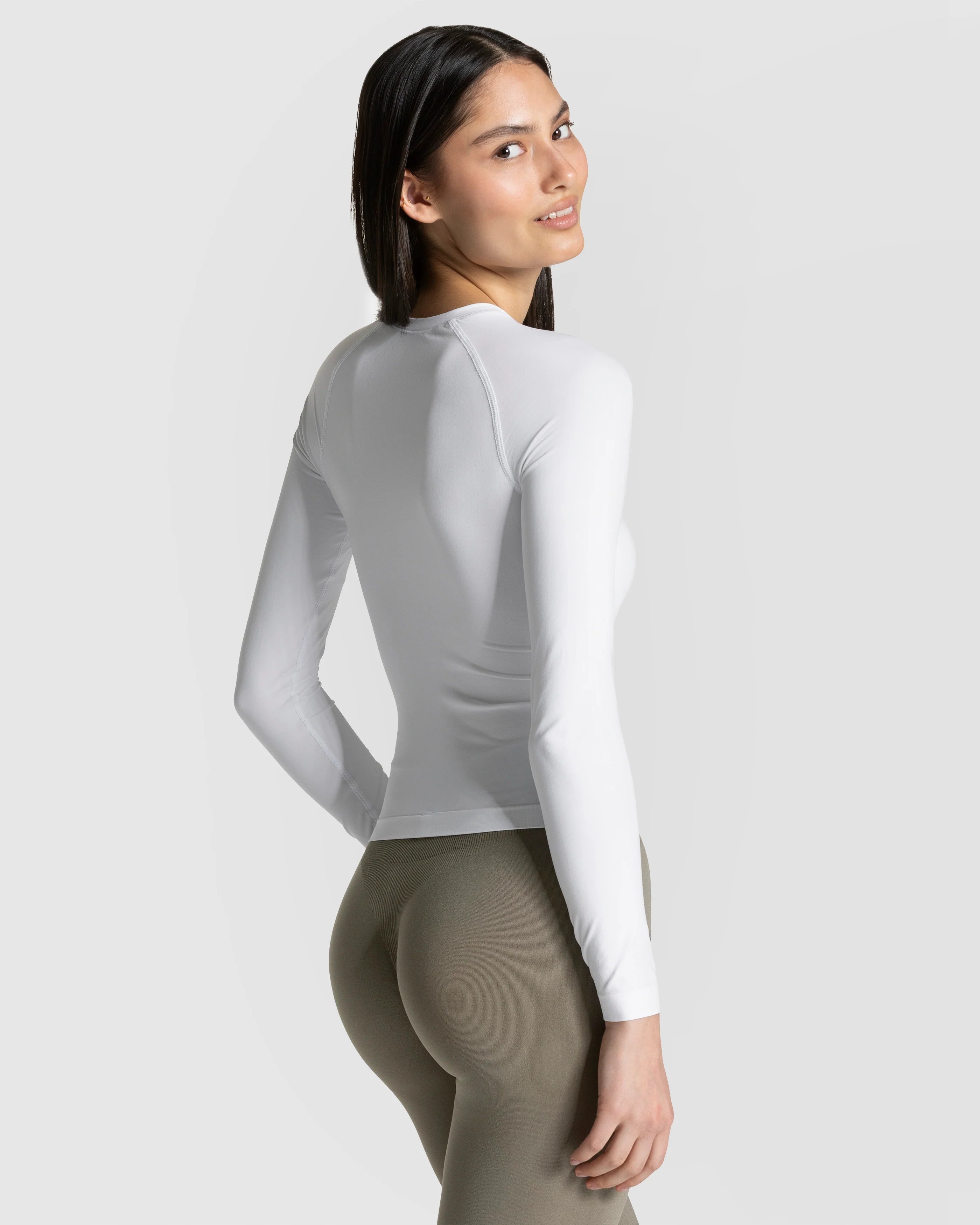 Timeless Pro Longsleeve "Weiß" - Image 2
