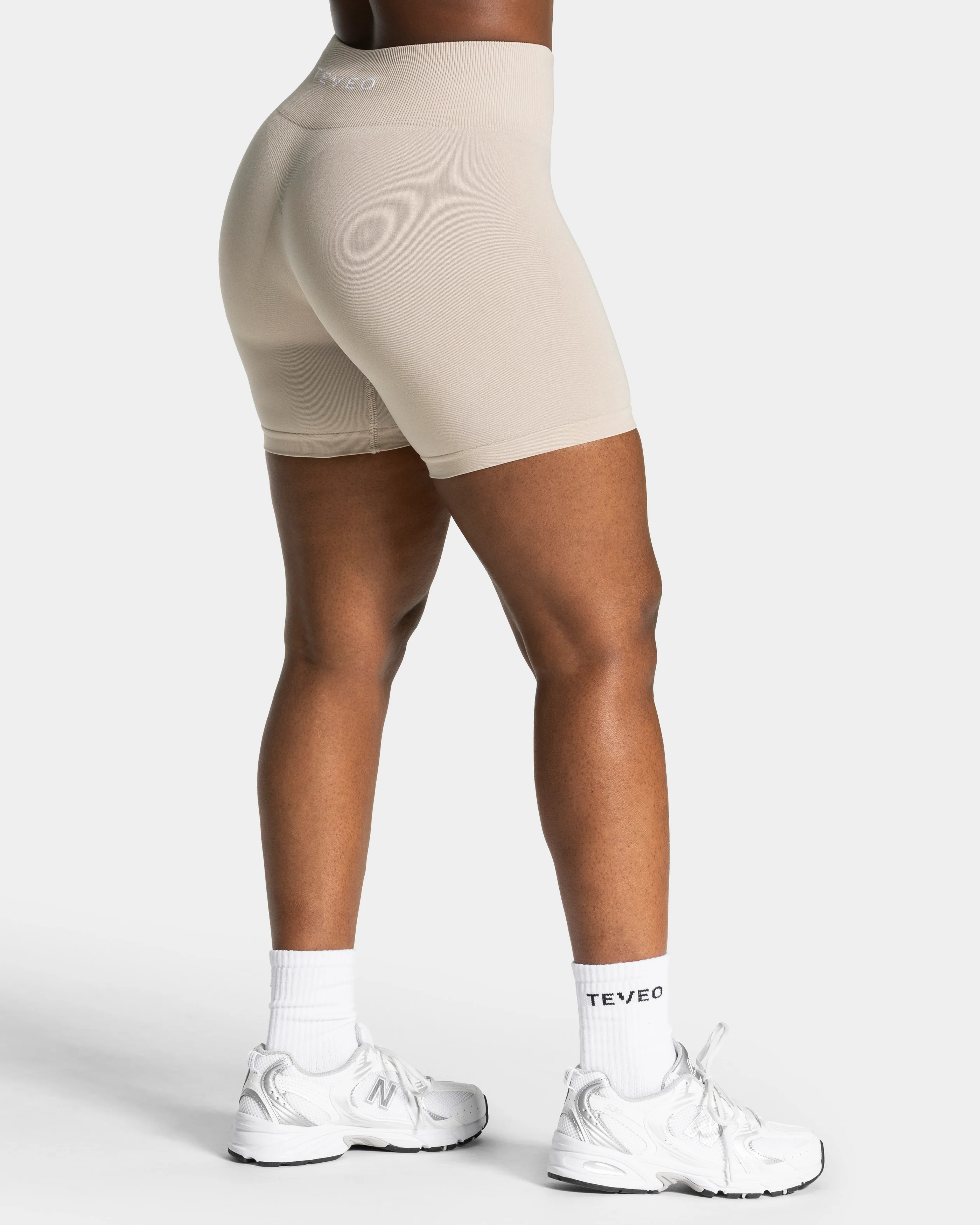 Timeless Pro Shorts "Cream"