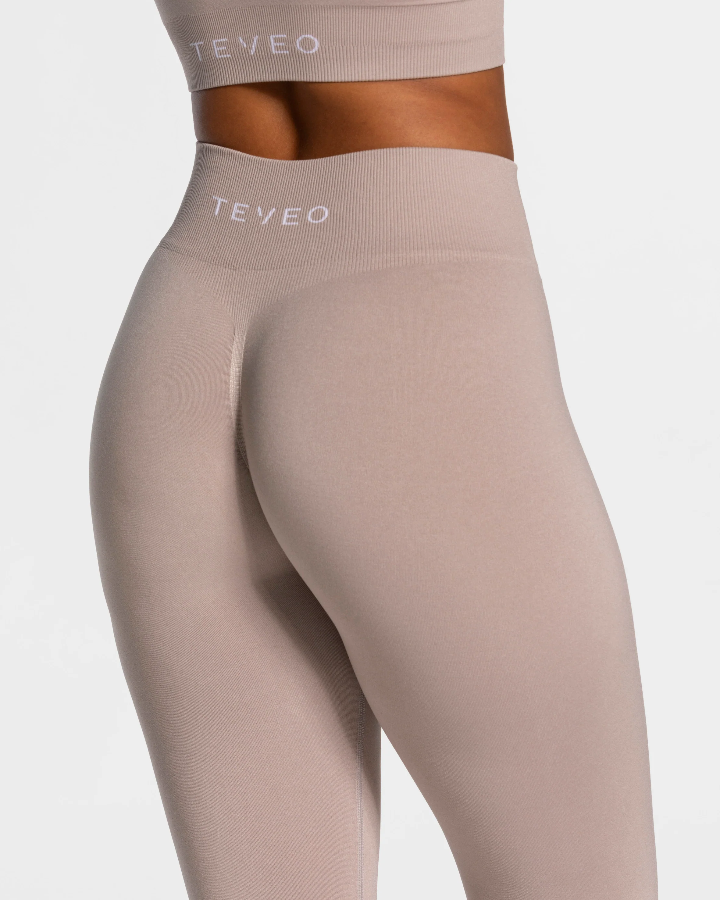 Timeless Scrunch Leggings "Dust" - Image 4